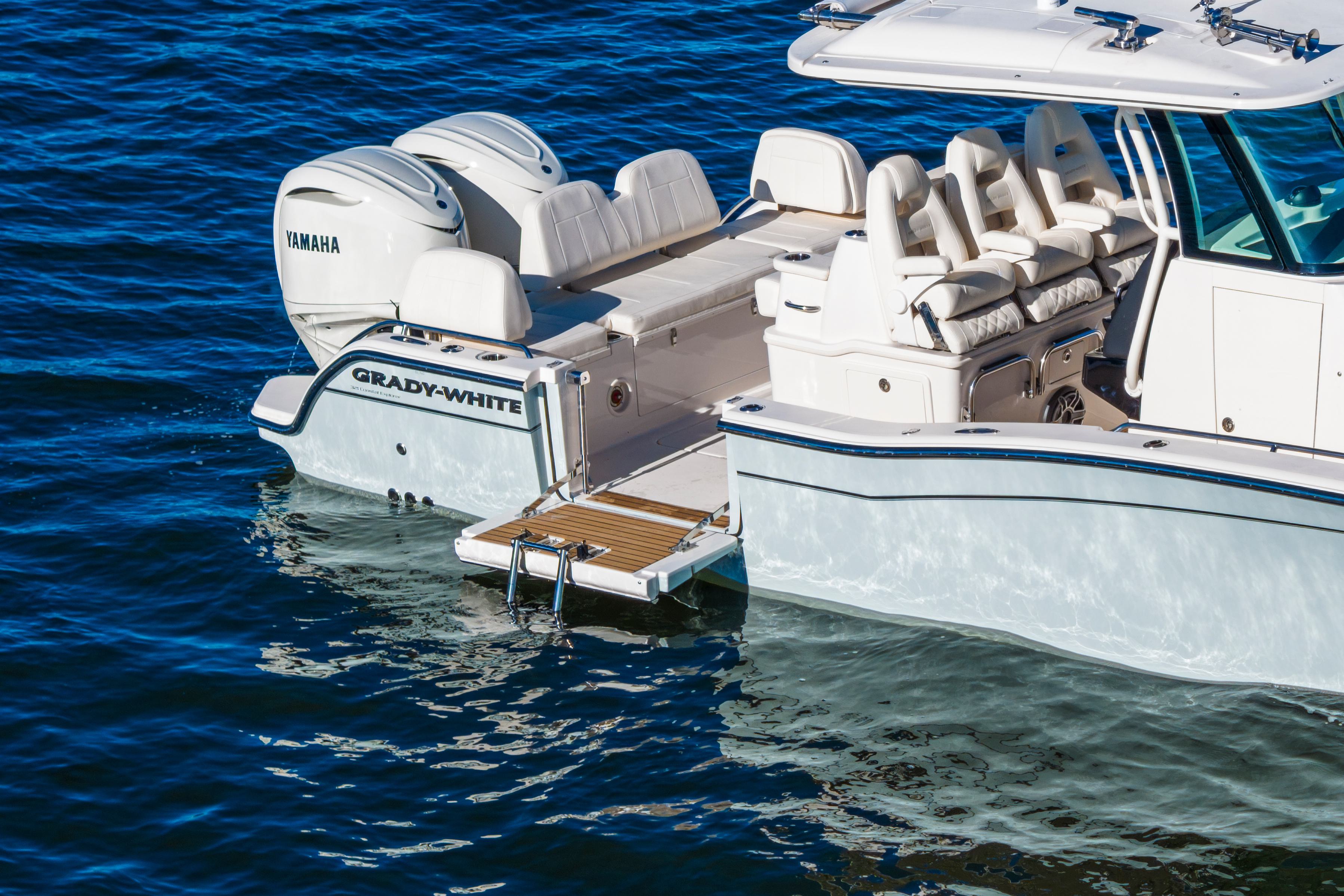 The Image of Grady-White 321 Coastal Explorer 2027 - 0