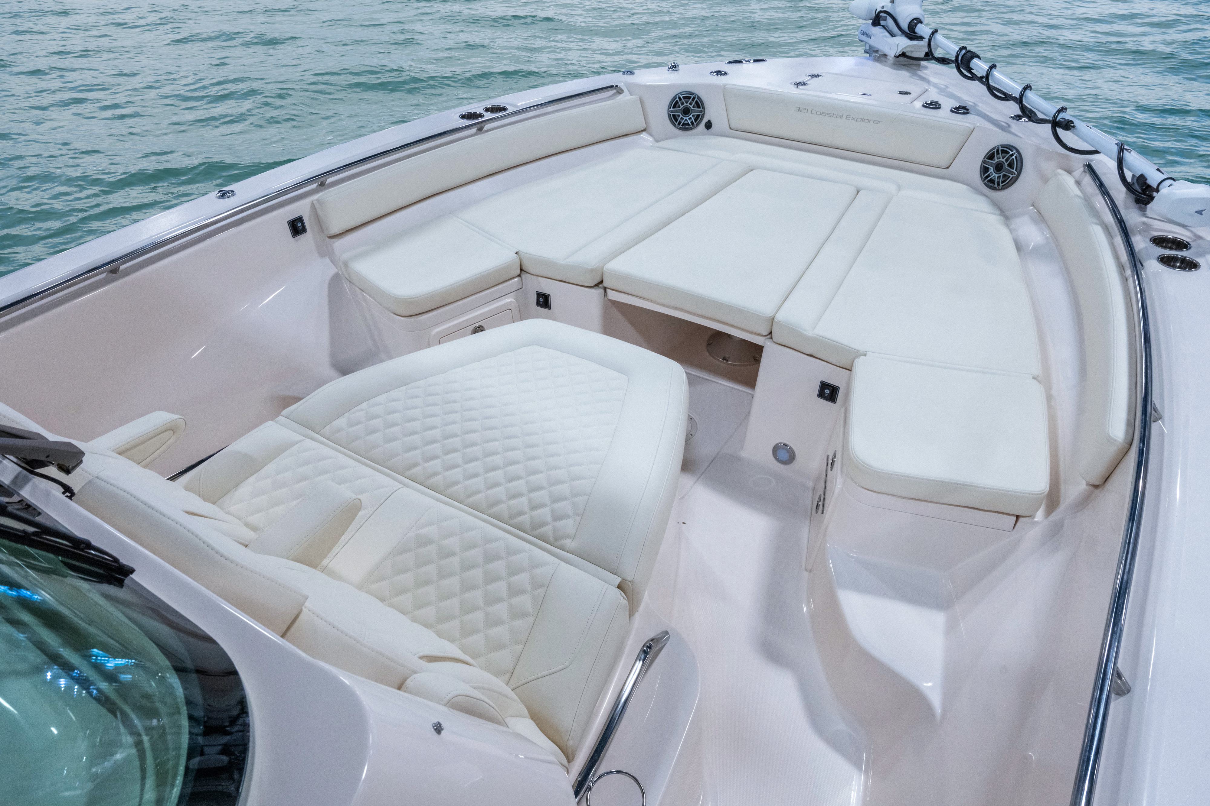 Slide: The Image of Grady-White 321 Coastal Explorer 2027 - 22