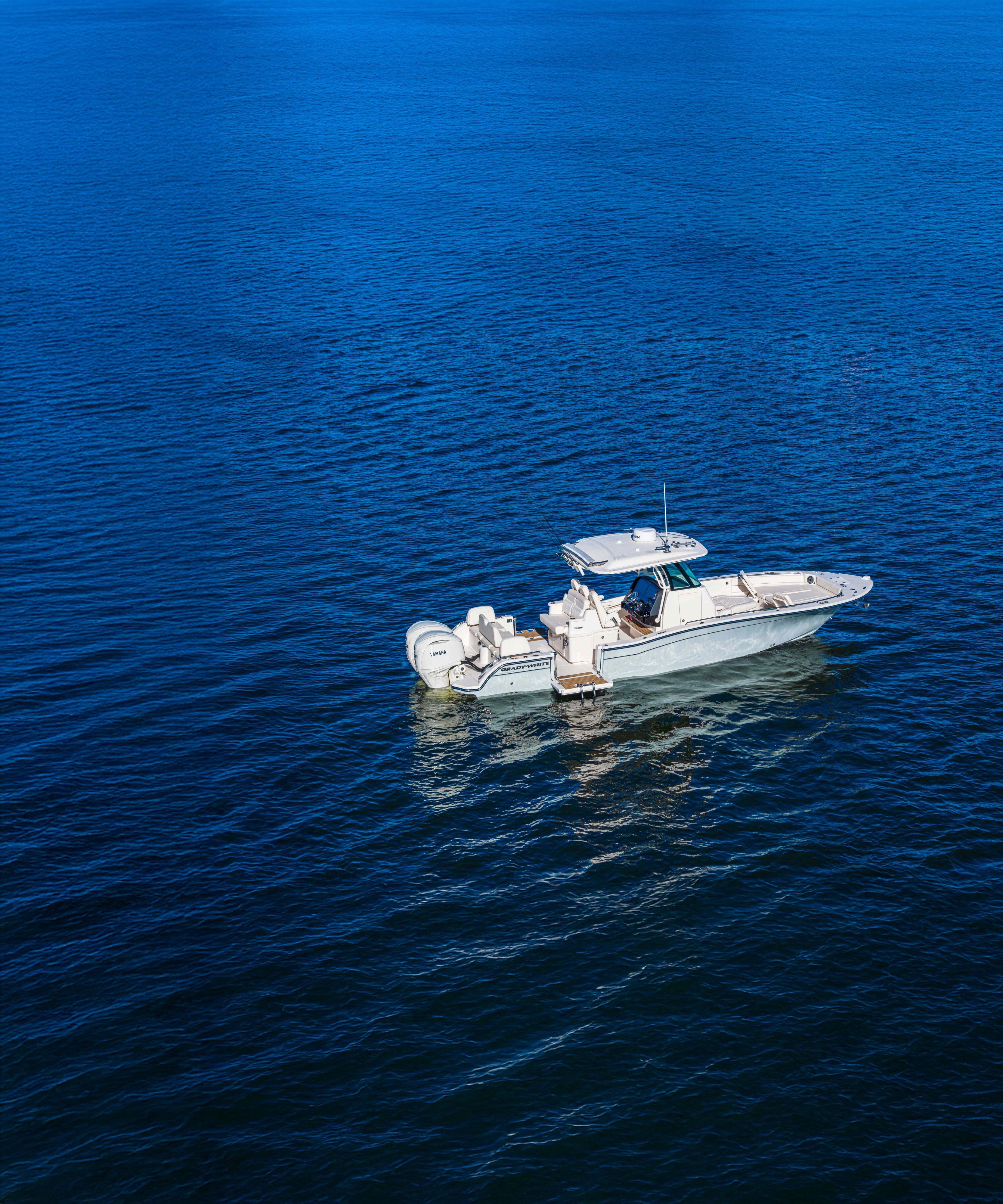 Slide: The Image of Grady-White 321 Coastal Explorer 2027 - 15