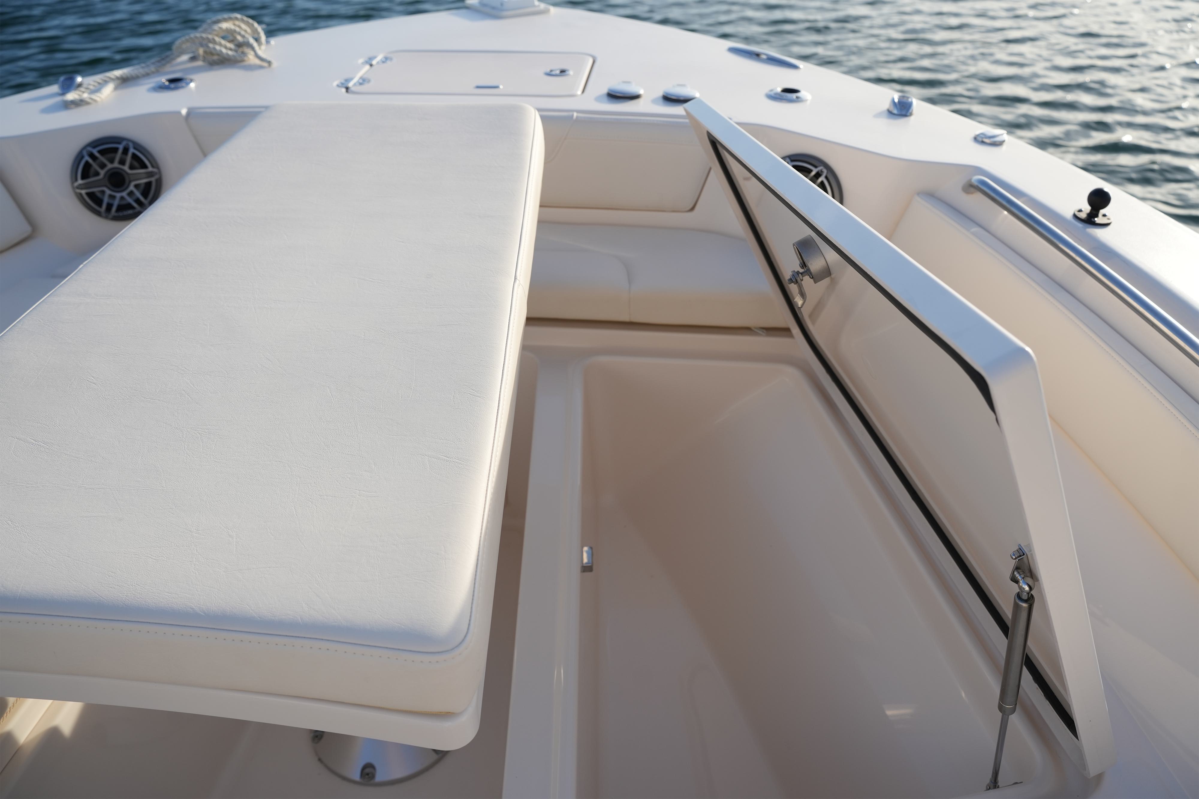 Slide: The Image of Grady-White 321 Coastal Explorer 2027 - 49