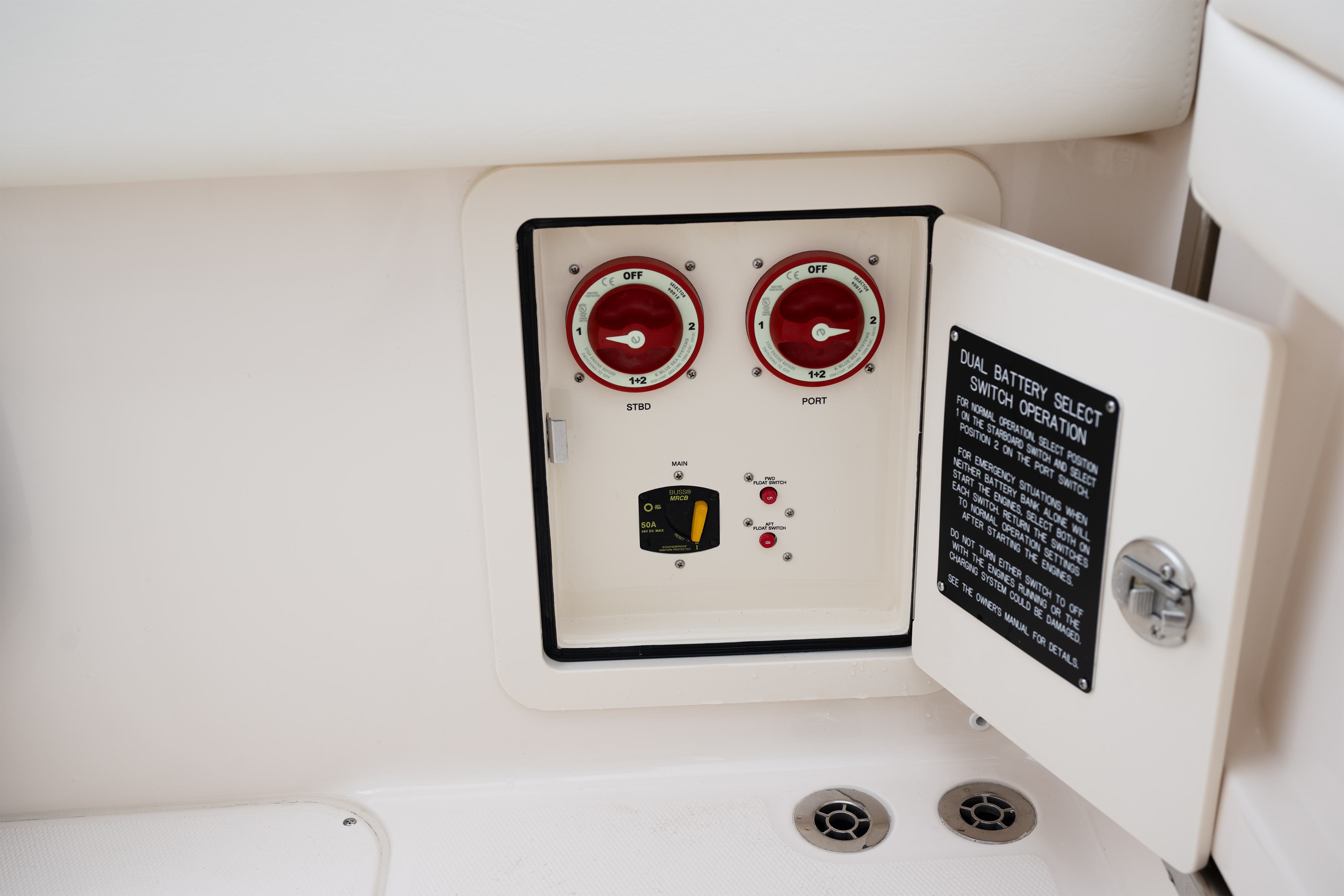 Slide: The Image of Grady-White Canyon 266 2027 - 29