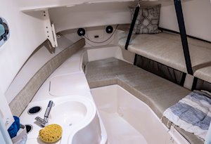 Slide: The Image of Grady-White Gulfstream 232 2025 - 5