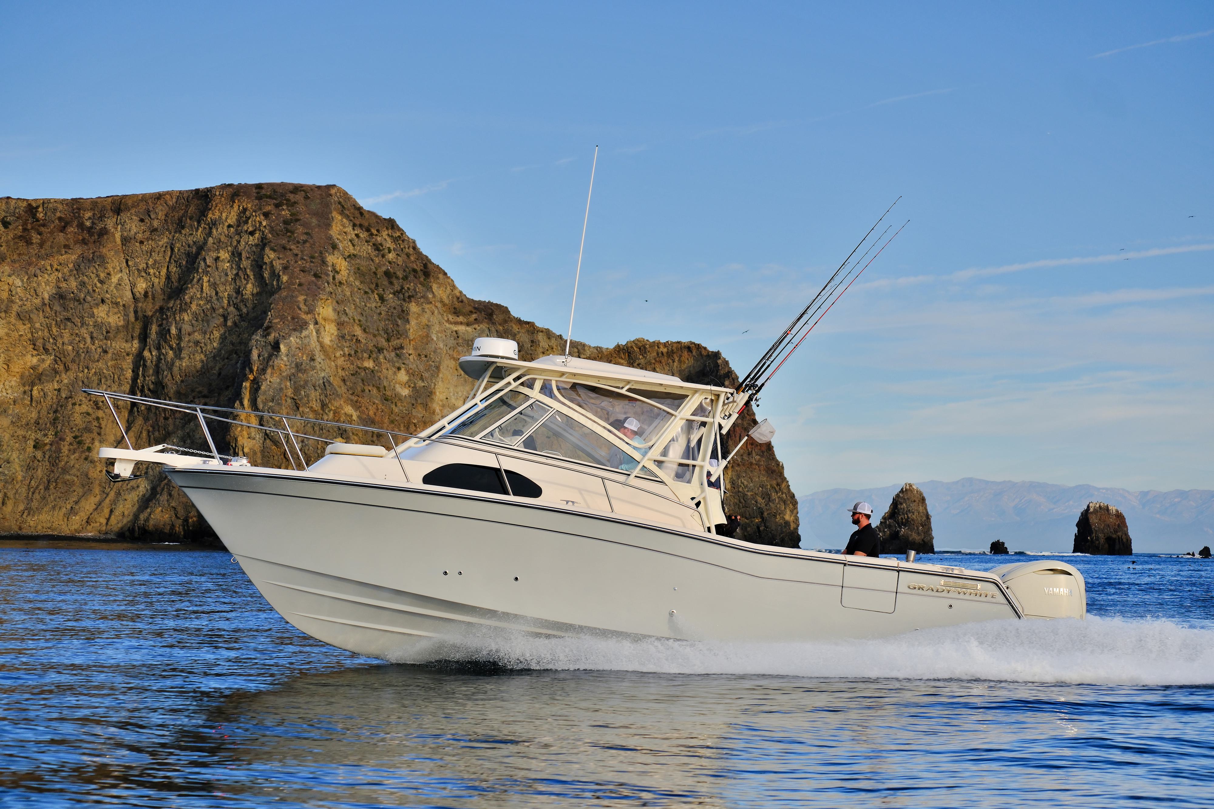Slide: The Image of Grady-White Marlin 300 2026 - 1