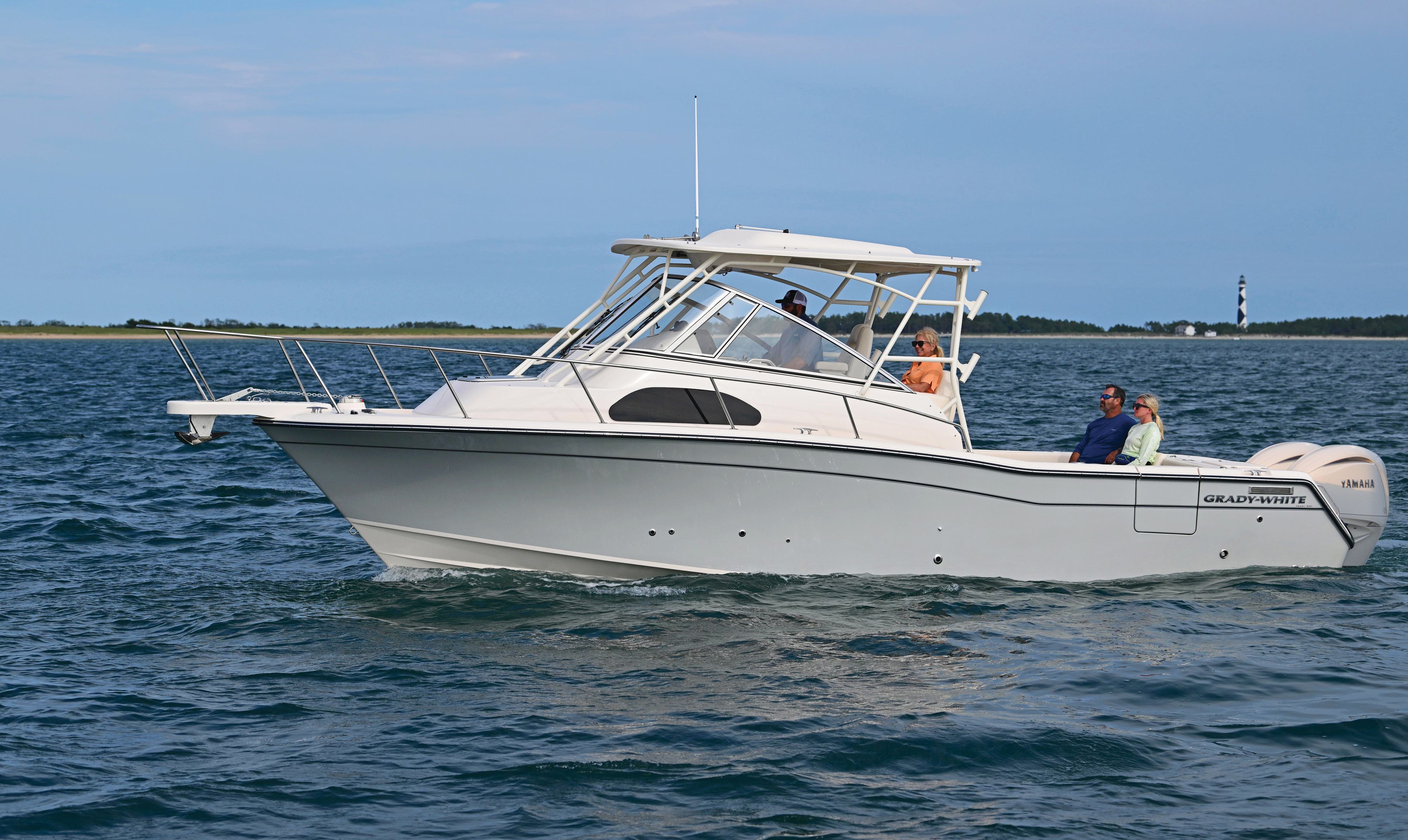Slide: The Image of Grady-White Marlin 300 2027 - 25
