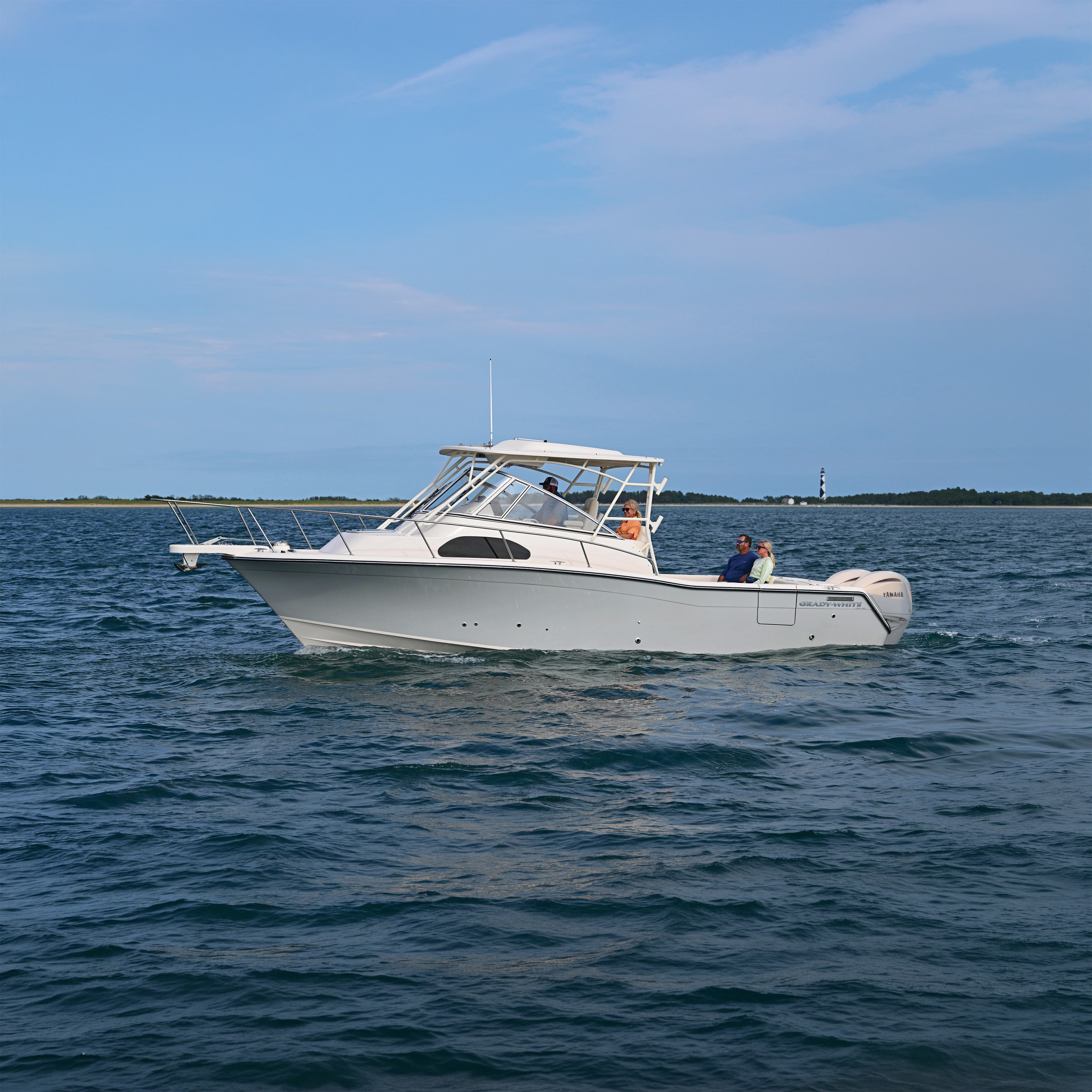 Slide: The Image of Grady-White Marlin 300 2027 - 26