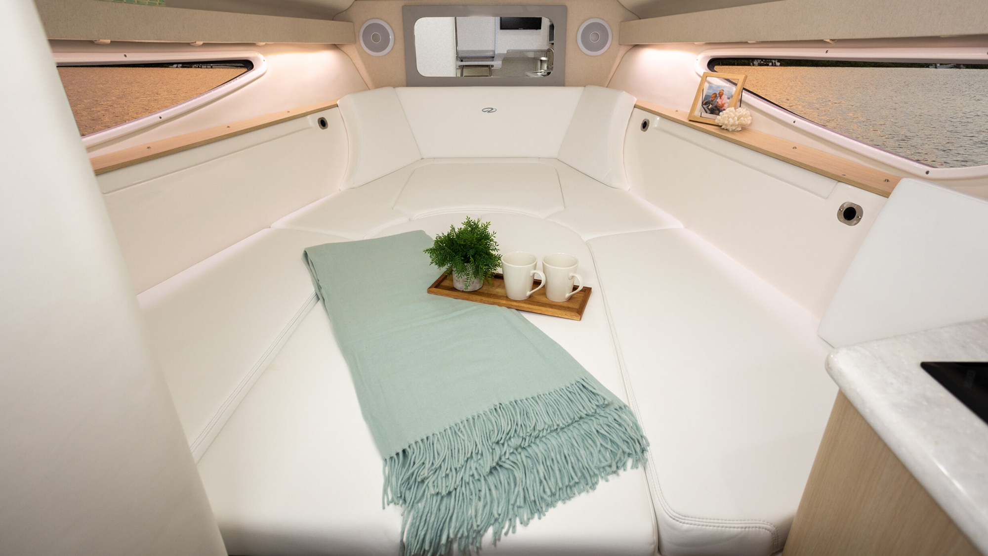 Slide: The Image of Regal 28 Express 2025 - 12