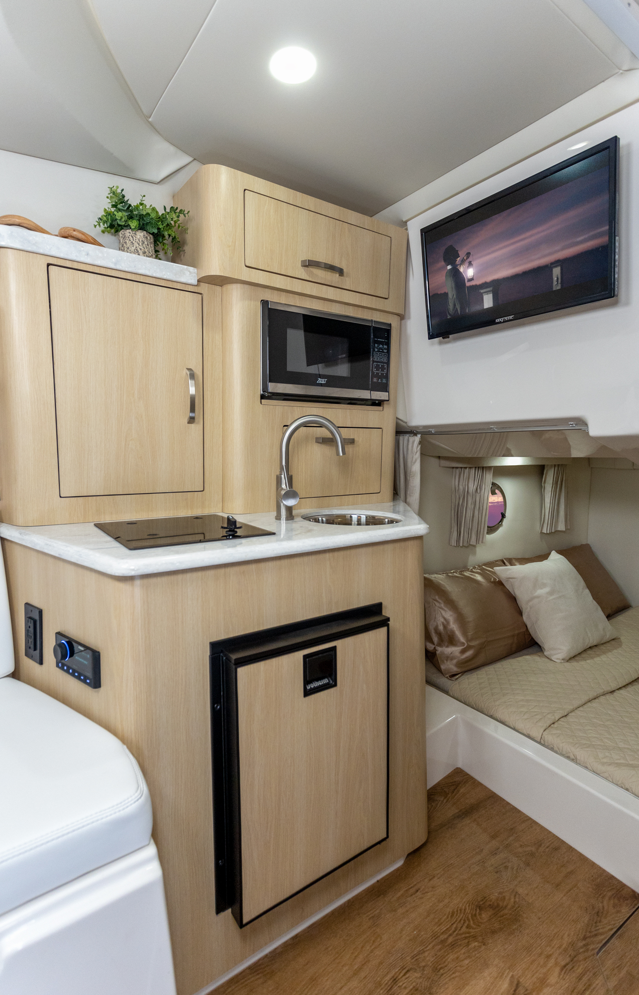 Slide: The Image of Regal 28 Express 2027 - 29