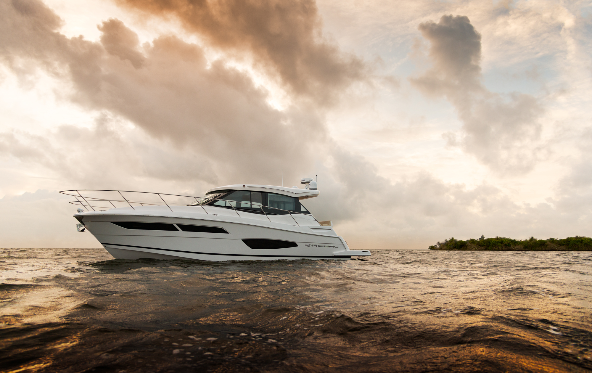 Slide: The Image of Regal 38 Grande Coupe 2027 - 5