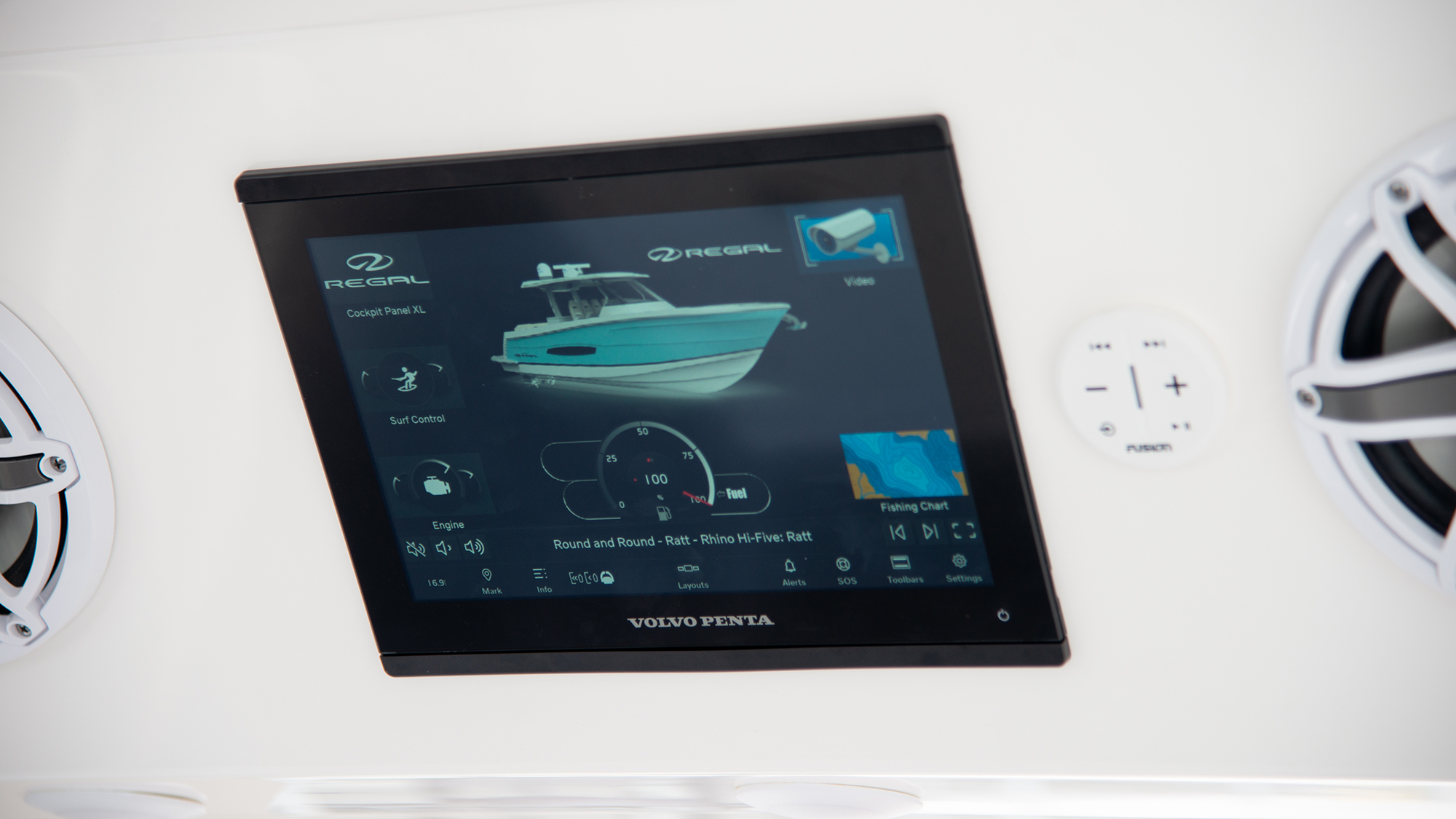 Slide: The Image of Regal 38 Surf 2026 - 44