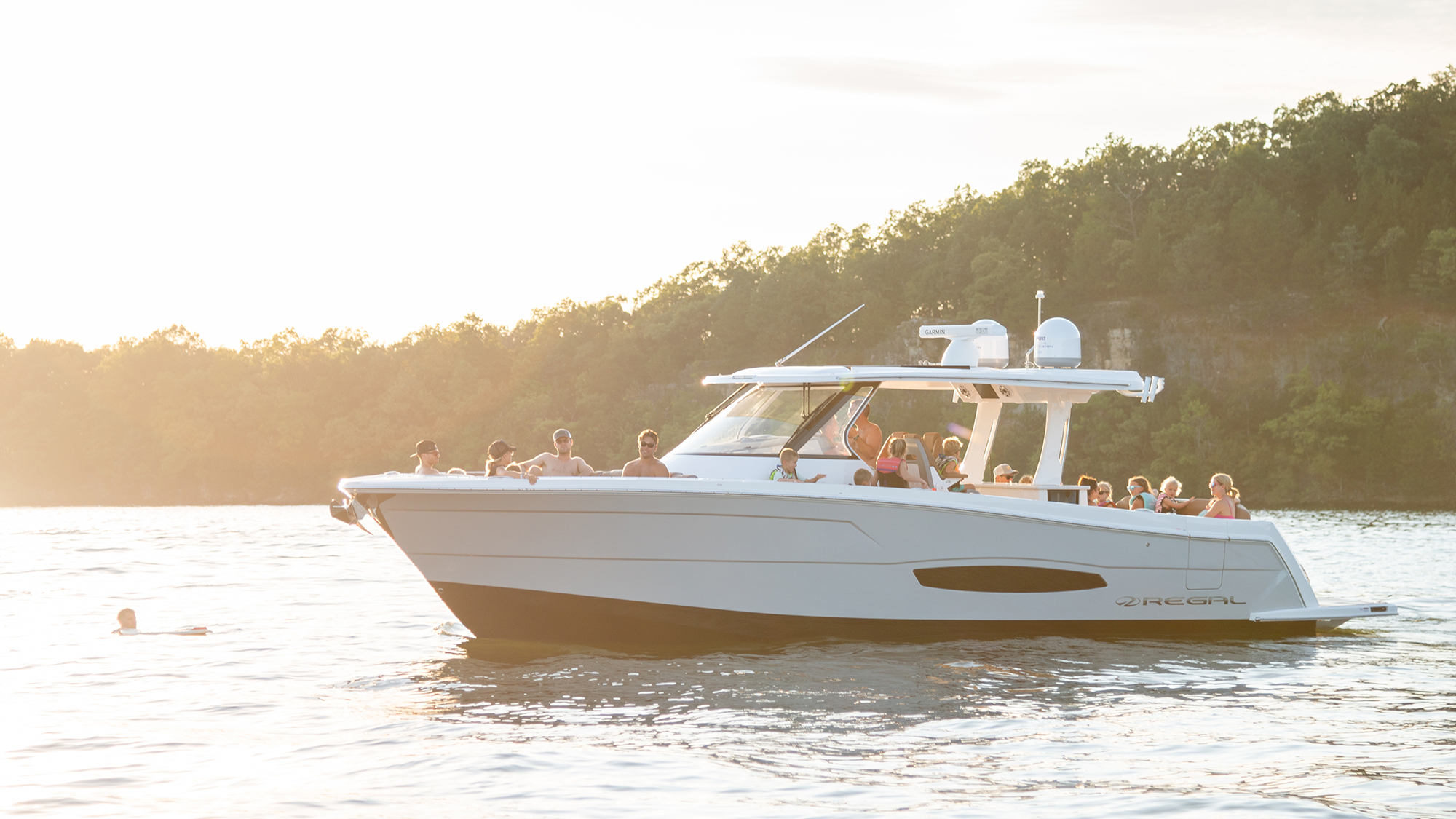 Slide: The Image of Regal 38 Surf 2026 - 47