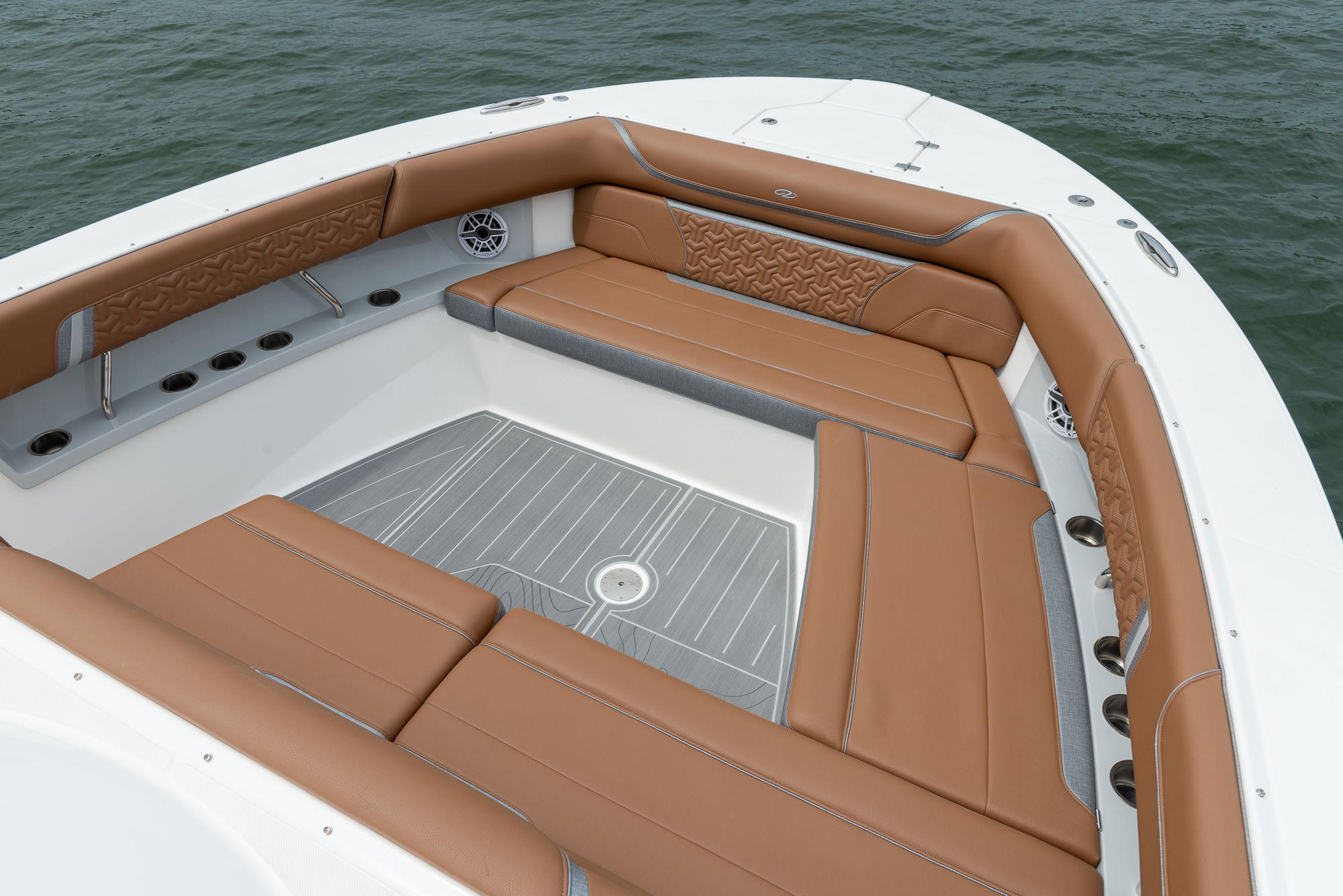 Slide: The Image of Regal 38 Surf 2026 - 11