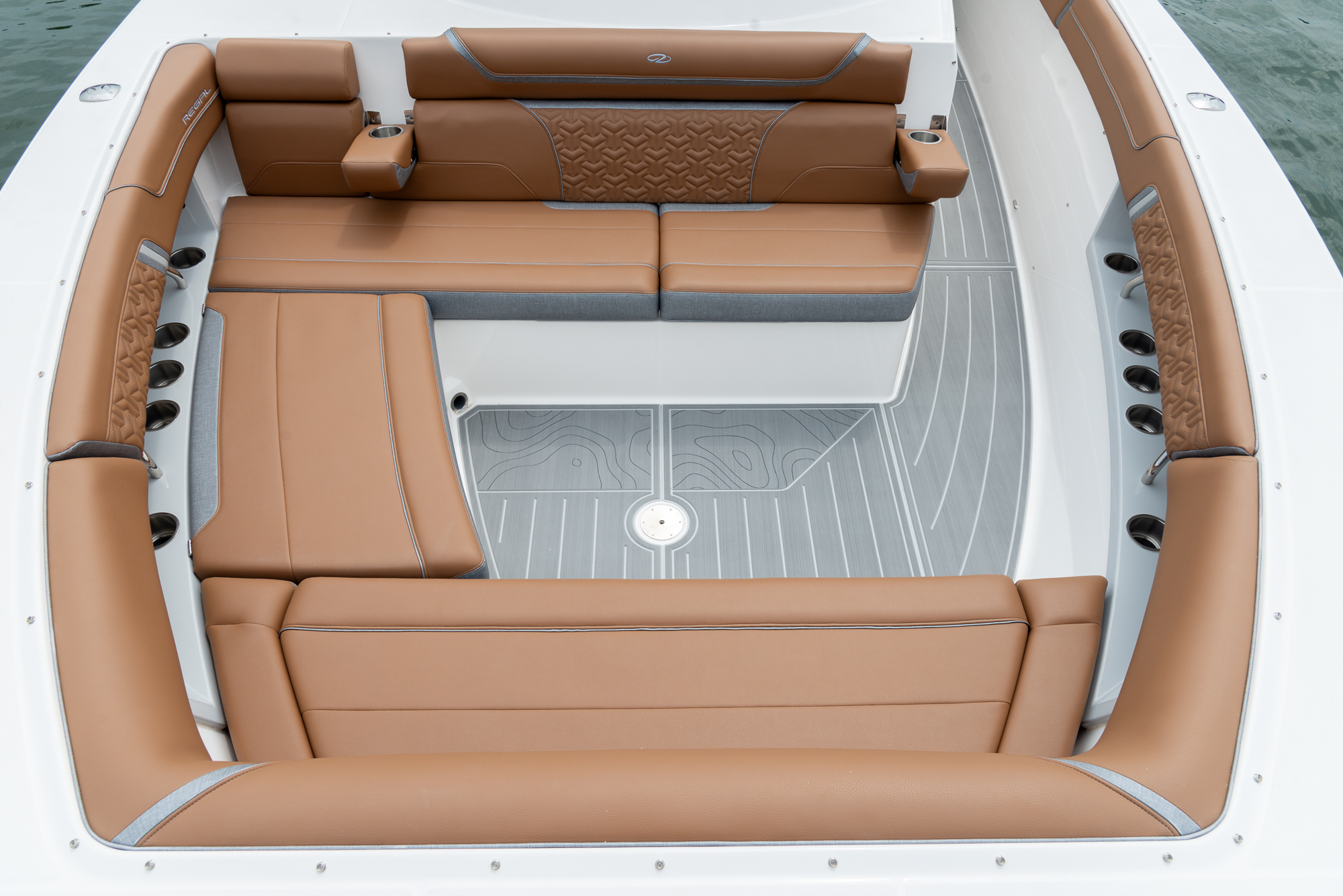 Slide: The Image of Regal 38 Surf 2026 - 12