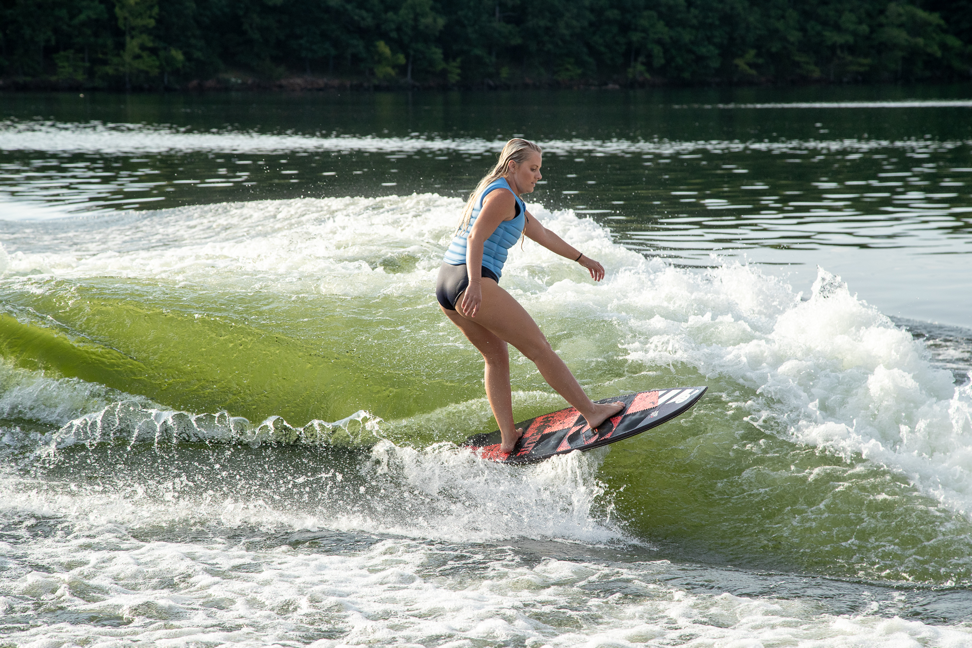 Slide: The Image of Regal 38 Surf 2027 - 39