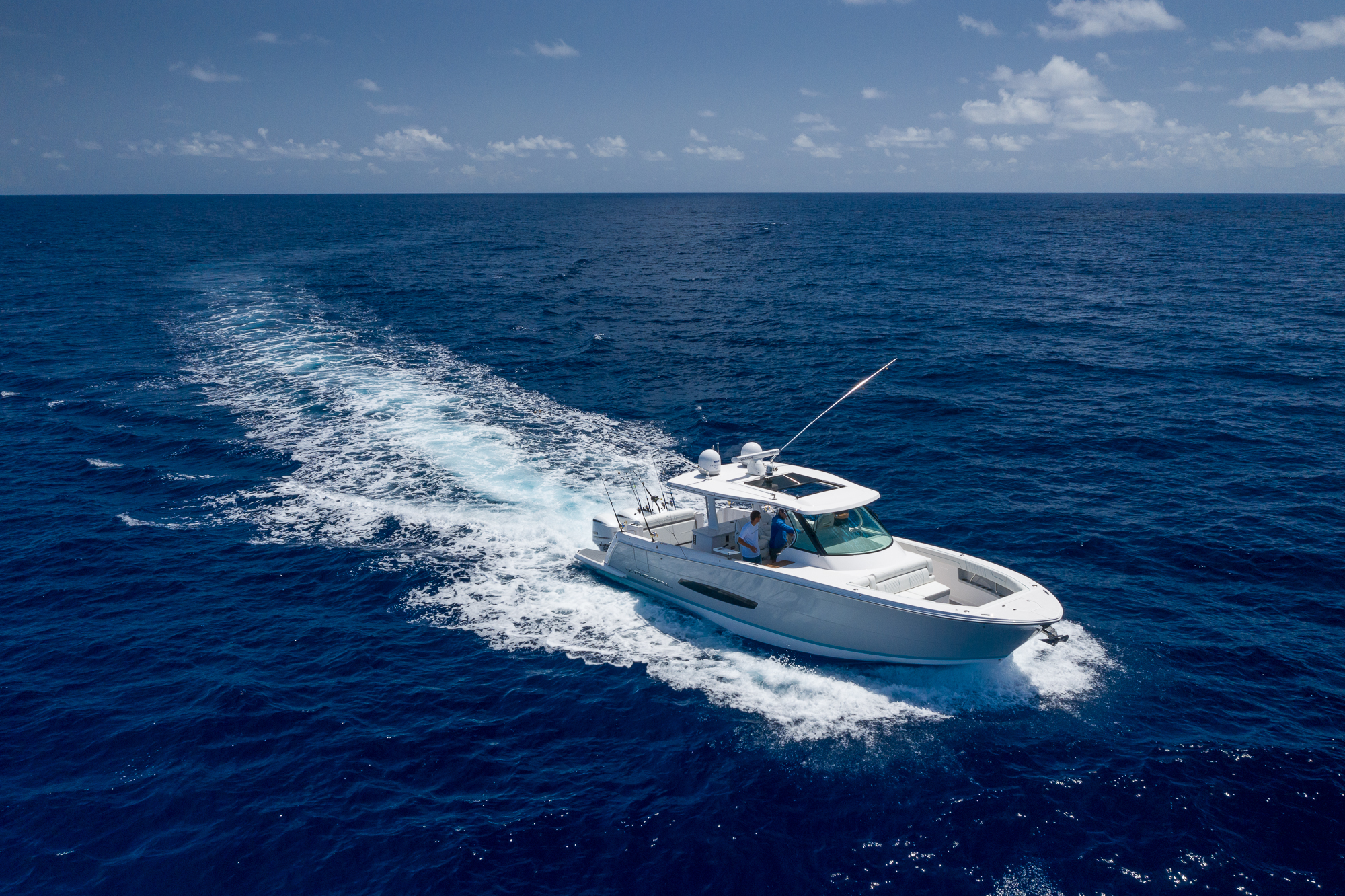 Slide: The Image of Regal 38 SAV 2027 - 16