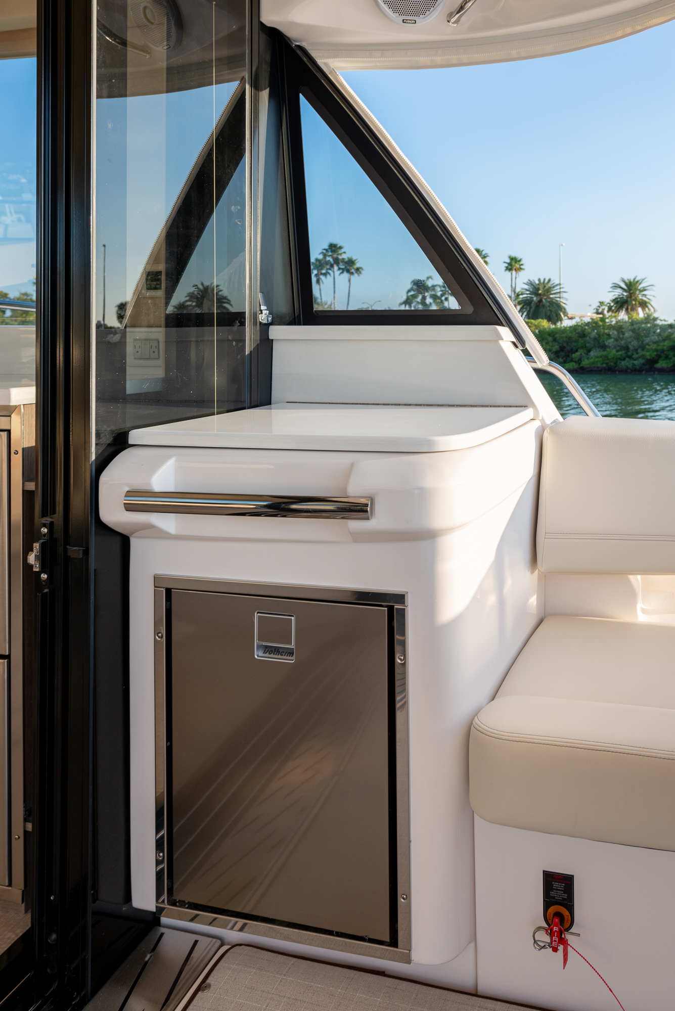 Slide: The Image of Regal 42 XO 2027 - 28
