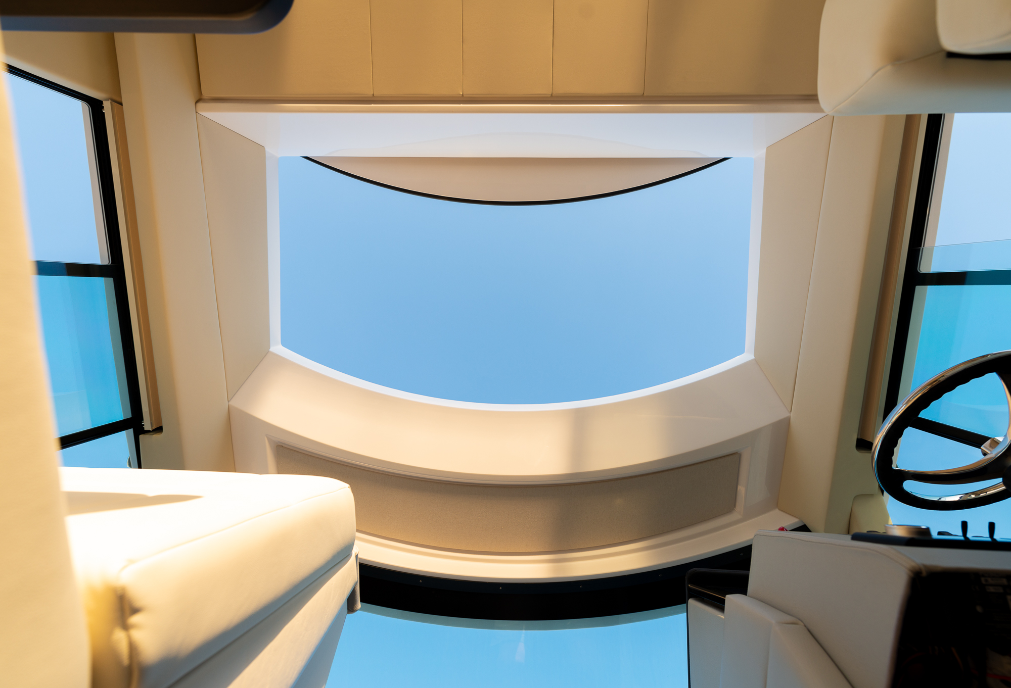 Slide: The Image of Regal 42 XO 2027 - 29