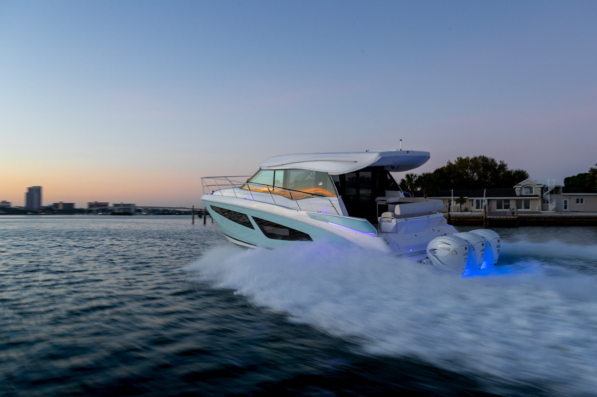 Slide: The Image of Regal 42 XO 2027 - 38