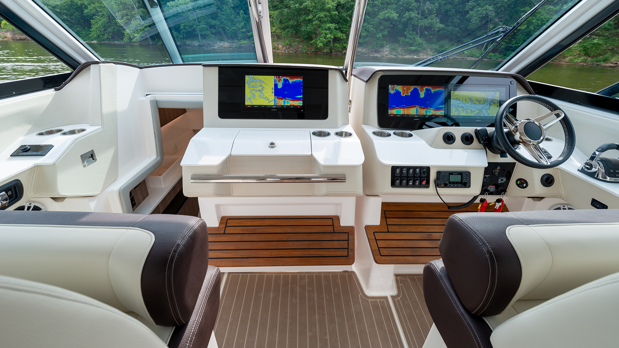 Slide: The Image of Regal LS36 2027 - 72