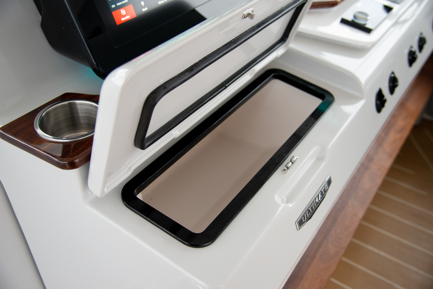 Slide: The Image of Regal LX43 2025 - 12