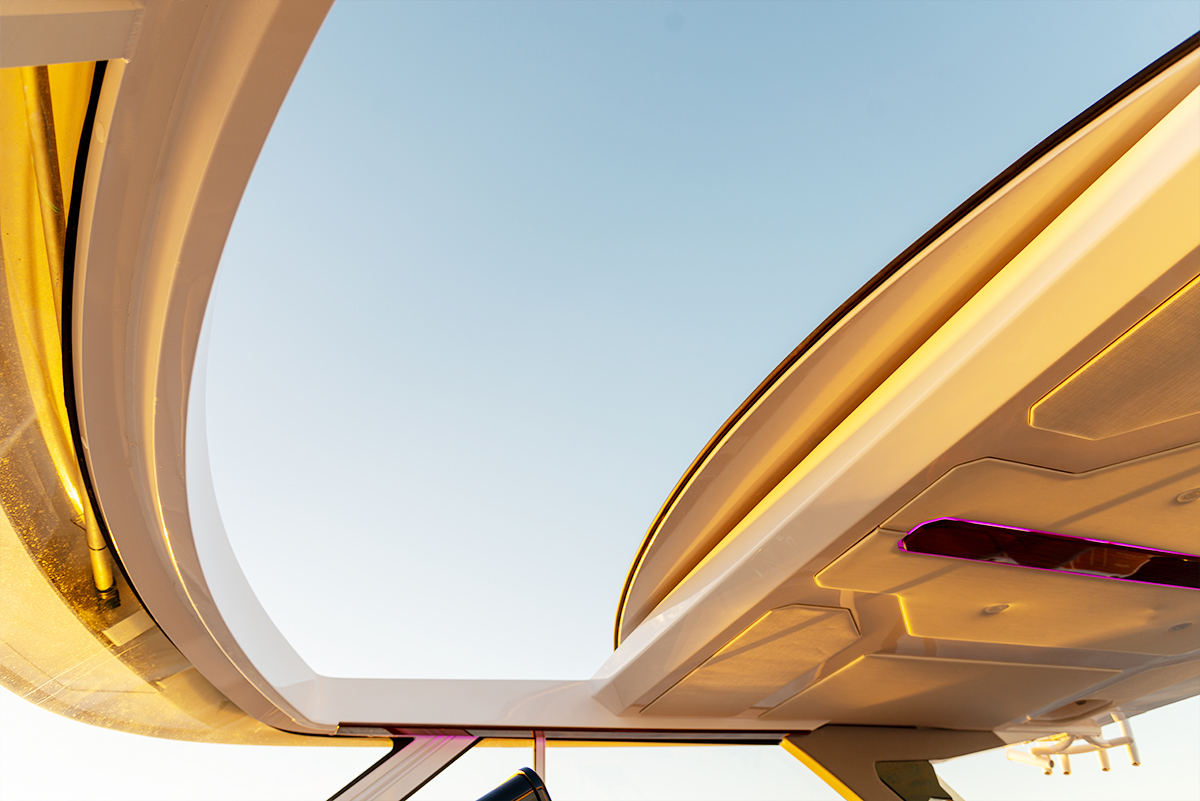 Slide: The Image of Regal LX43 2027 - 60