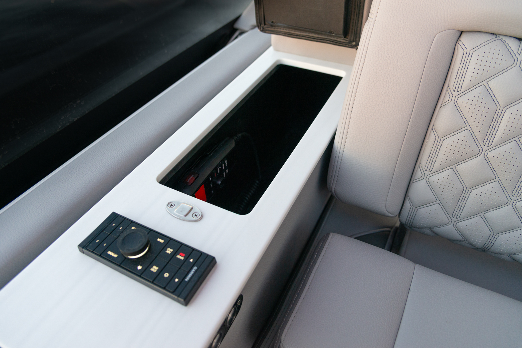 Slide: The Image of Regal LX43 2027 - 30