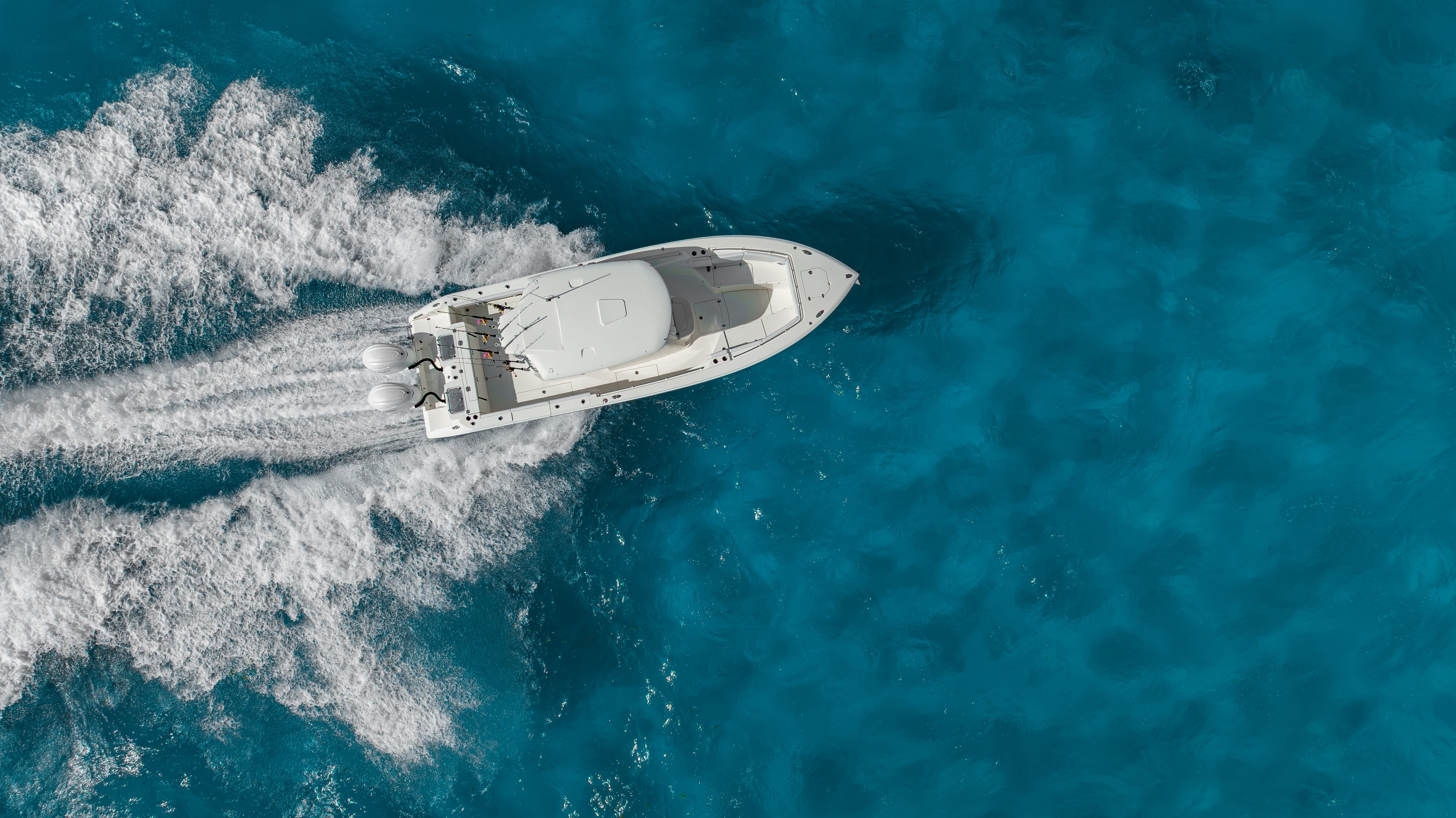 Slide: The Image of Cobia 320 CC 2027 - 12