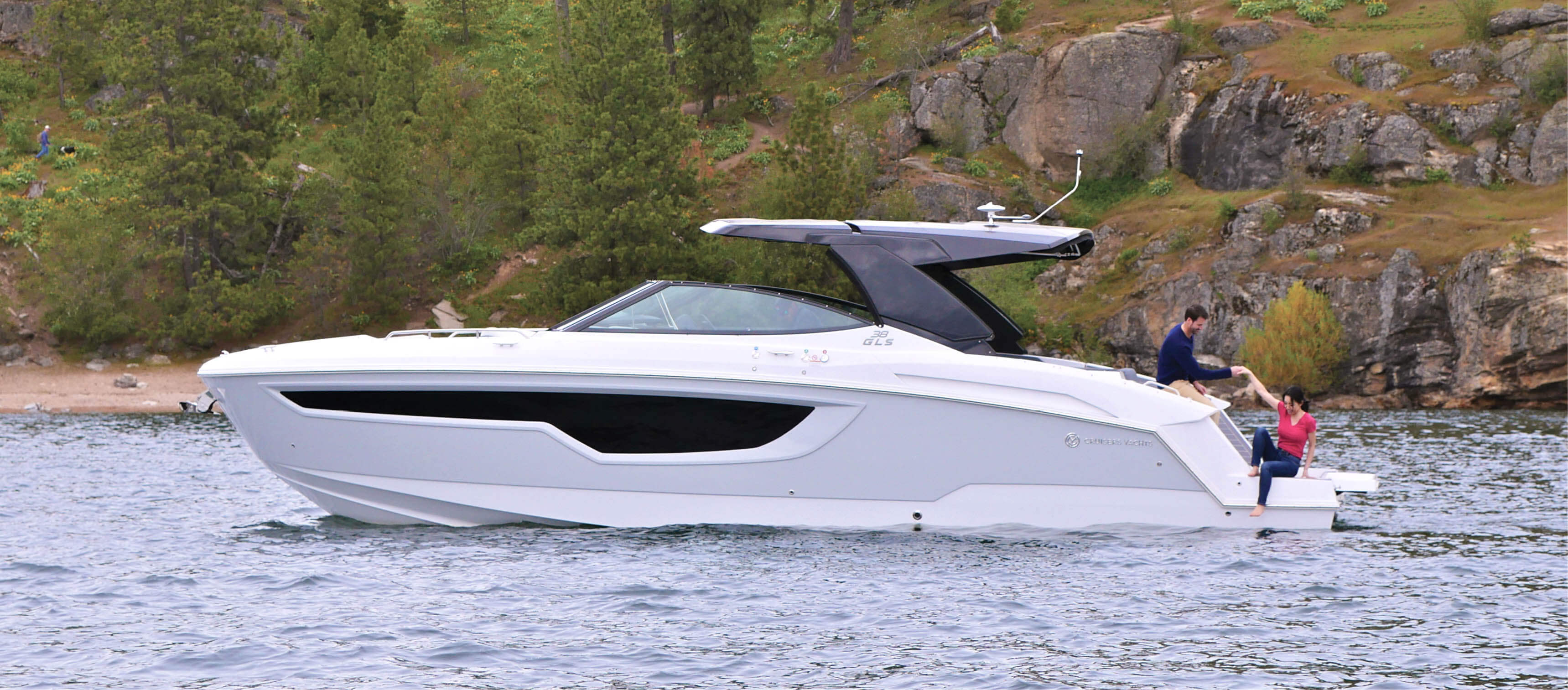 Slide: The Image of Cruisers 38 GLS 2026 - 6