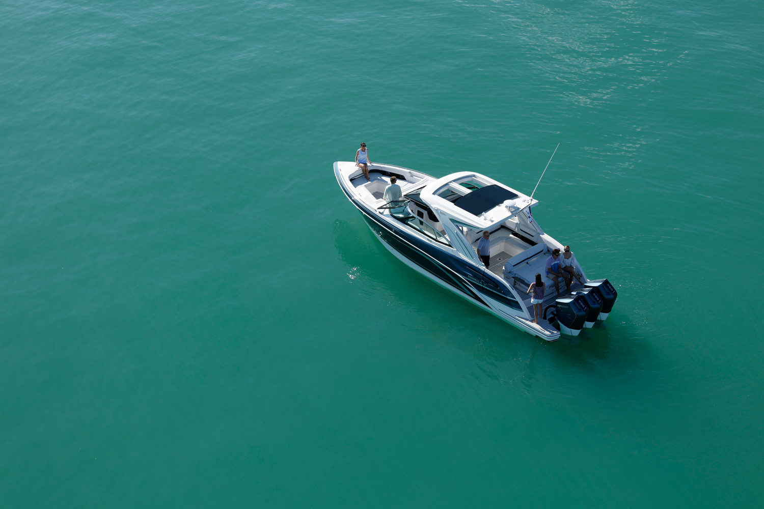 Slide: The Image of Formula 360 Crossover Bowrider 2026 - 9