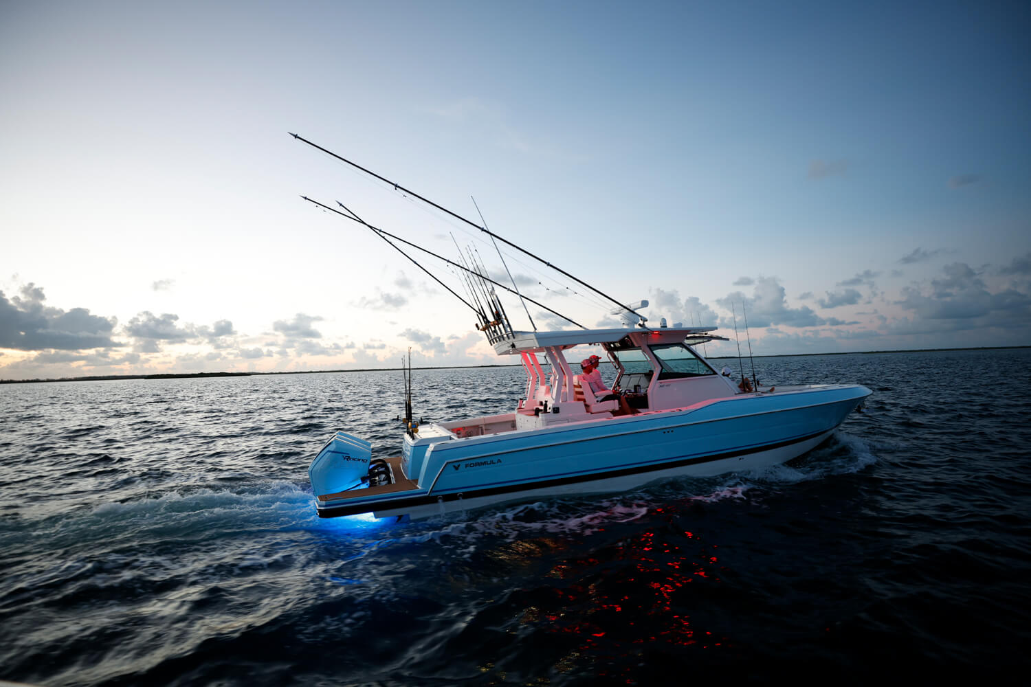 Slide: The Image of Formula 387 Center Console Fish 2026 - 6