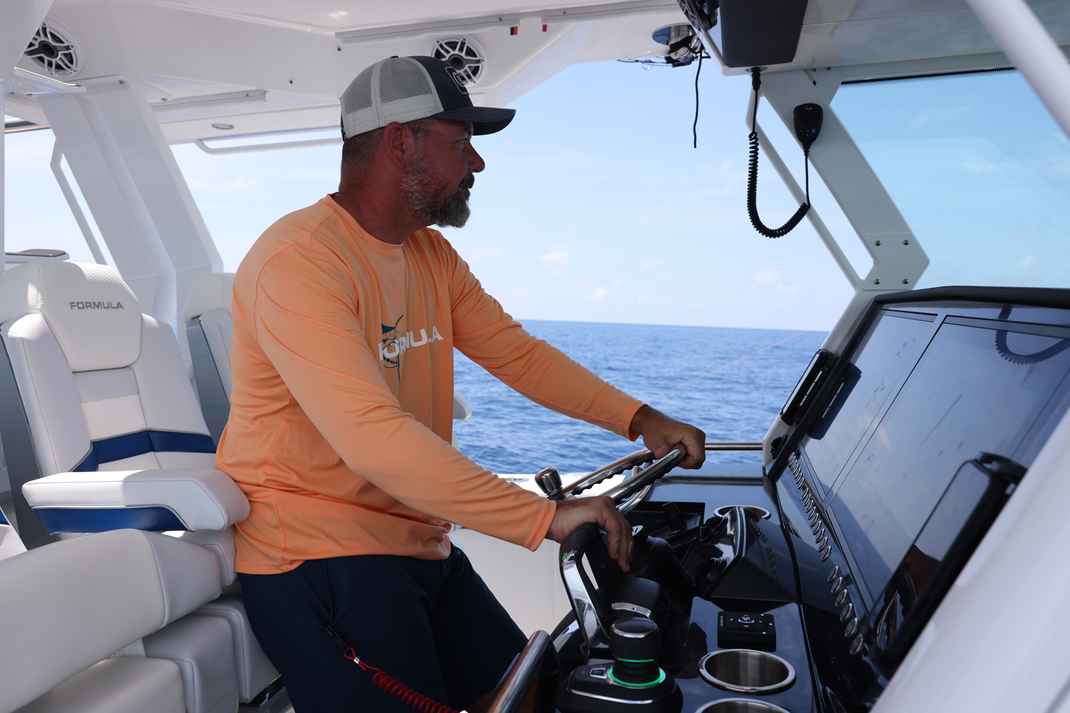 Slide: The Image of Formula 387 Center Console Fish 2026 - 14