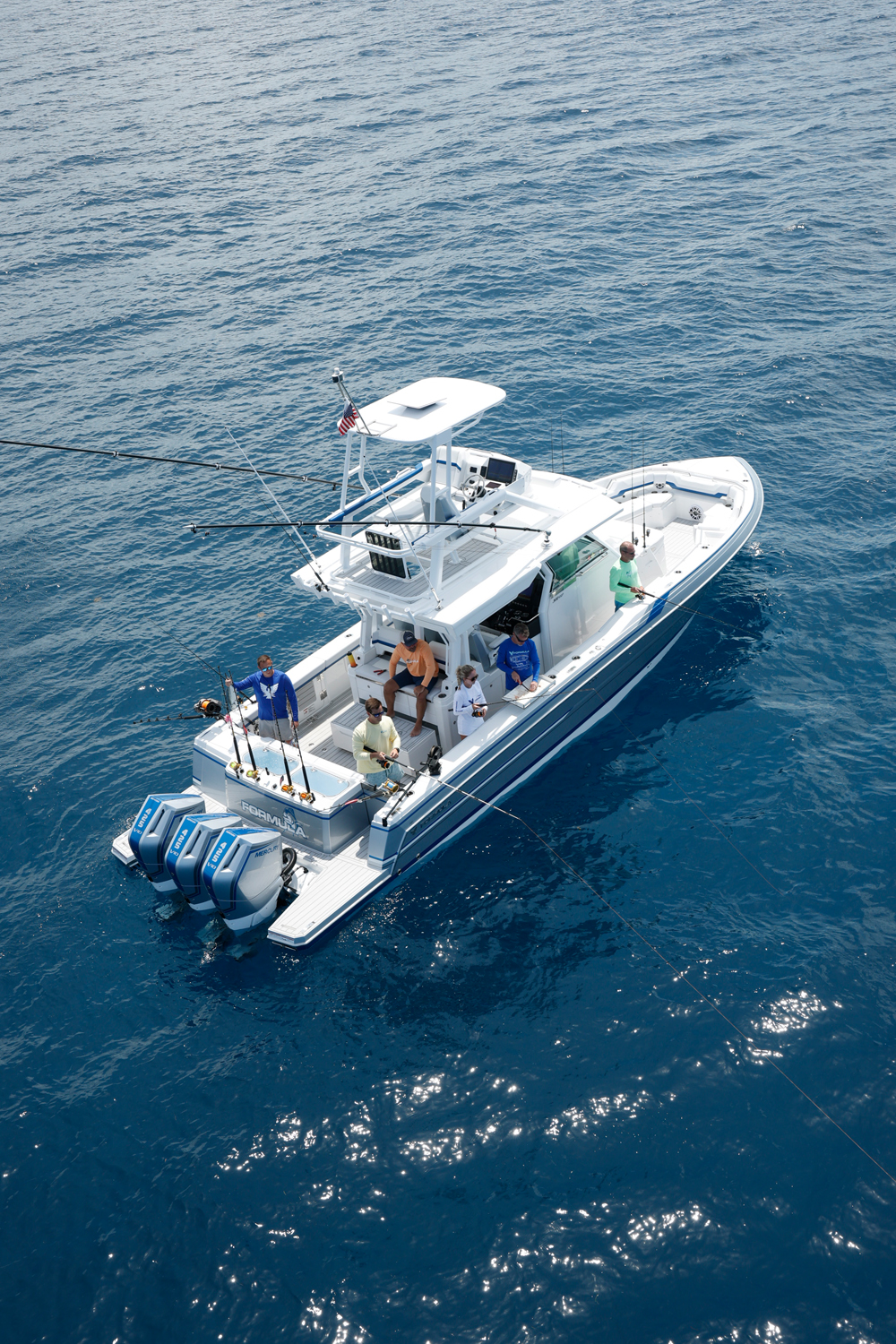 Slide: The Image of Formula 387 Center Console Fish 2026 - 22
