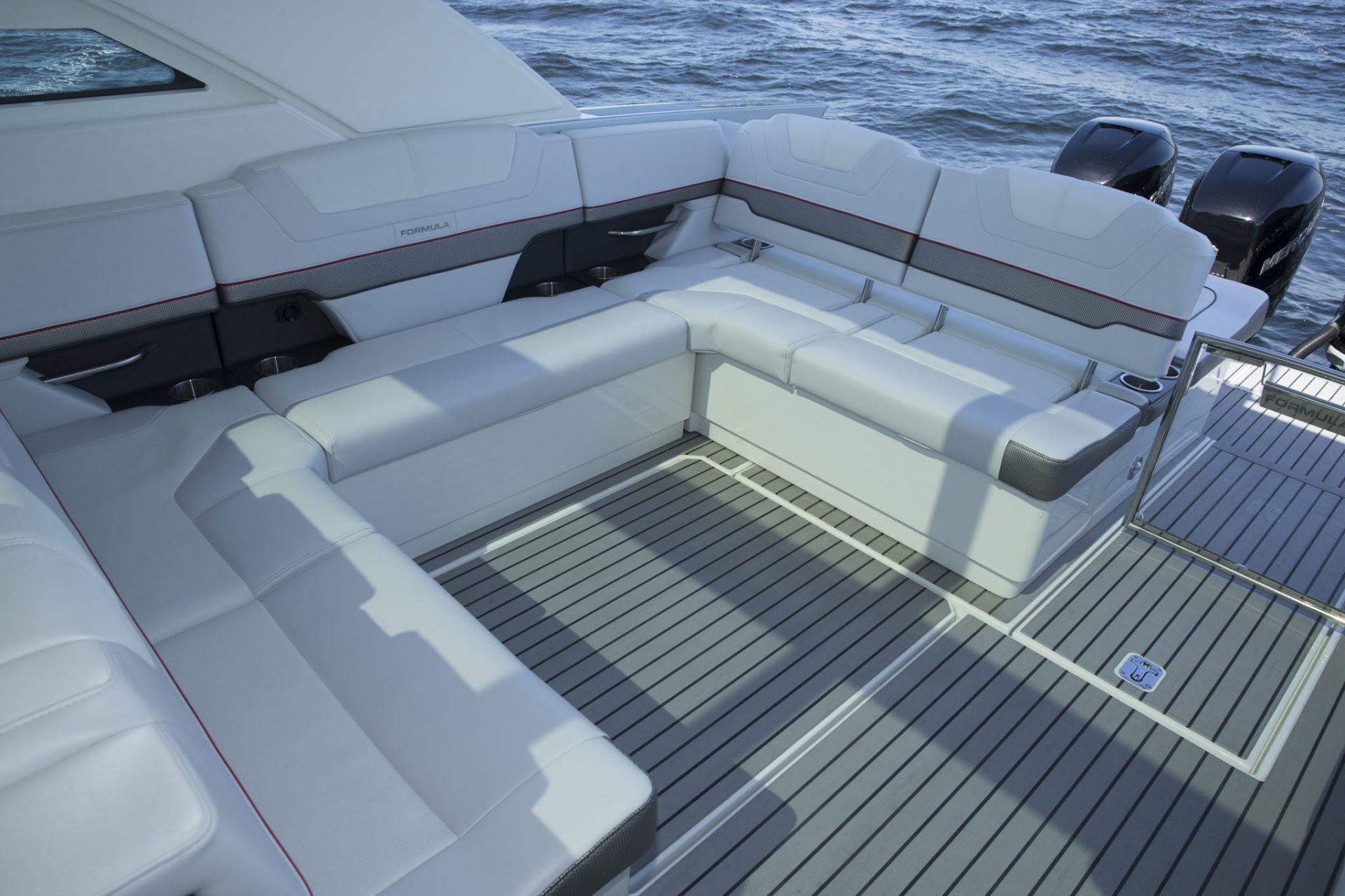Slide: The Image of Formula 430 Super Sport Crossover 2026 - 5