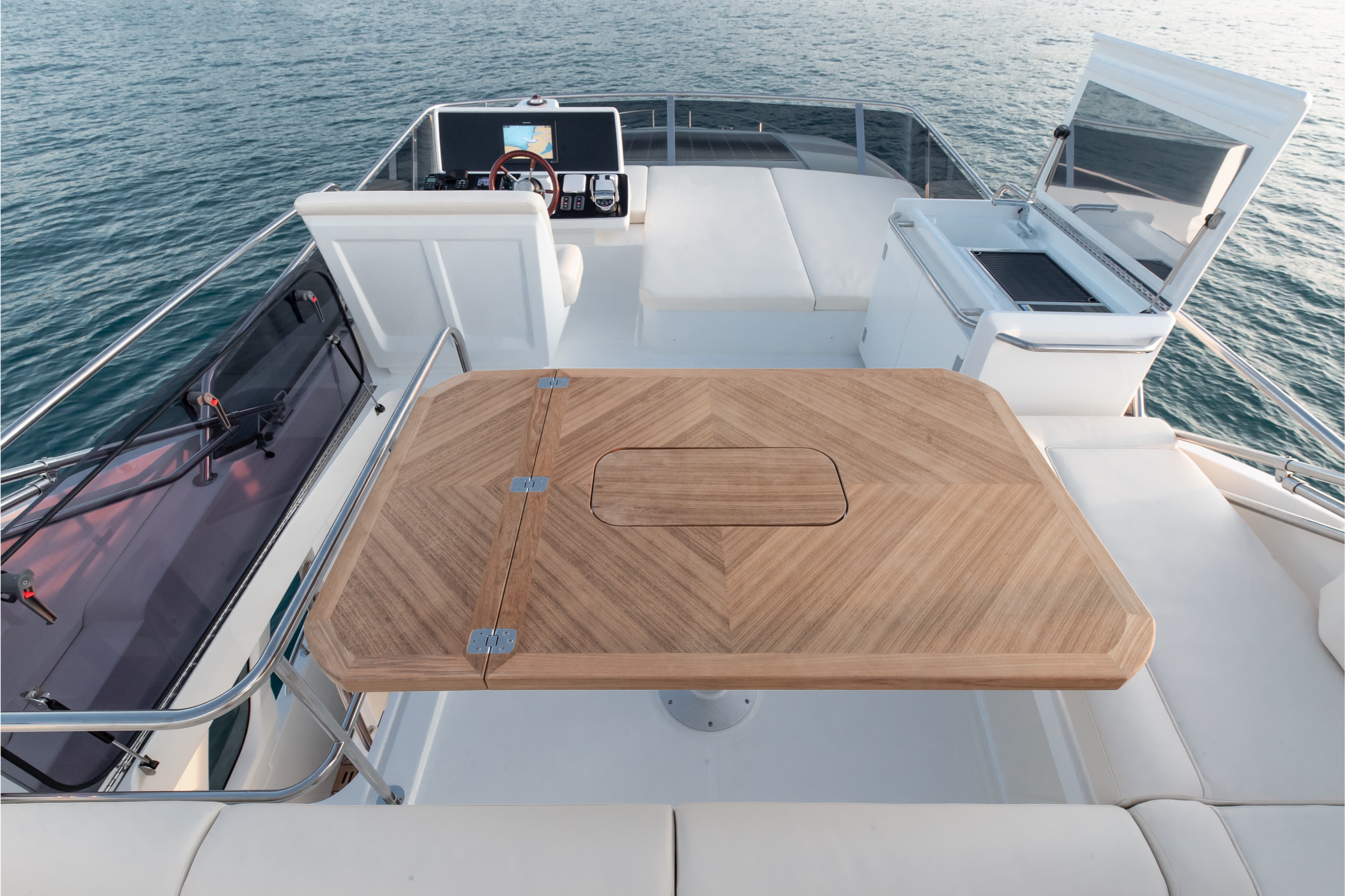 Slide: The Image of Greenline 45 Fly Hybrid 2024 - 5