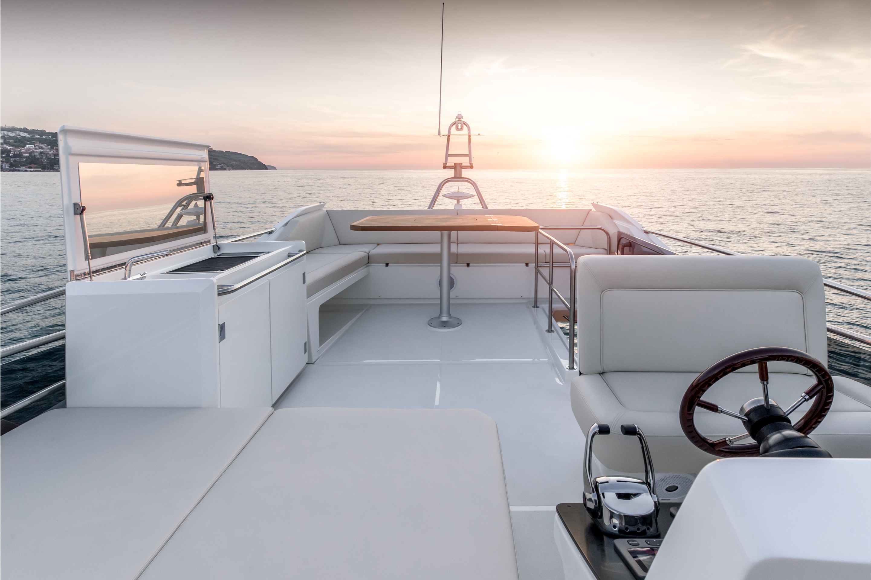 Slide: The Image of Greenline 45 Fly Hybrid 2024 - 9