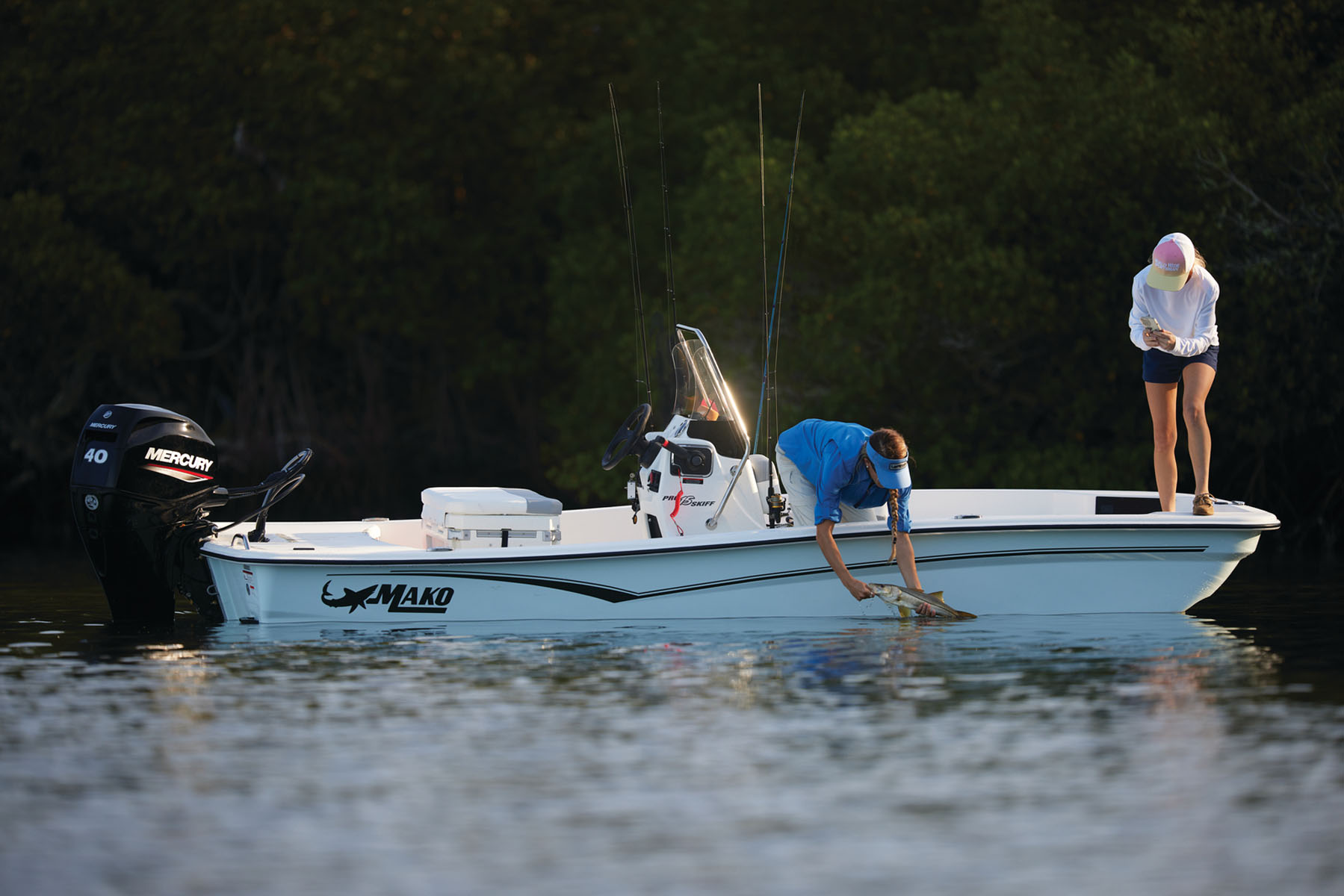 Slide: The Image of Mako PRO SKIFF 15CC 2027 - 3