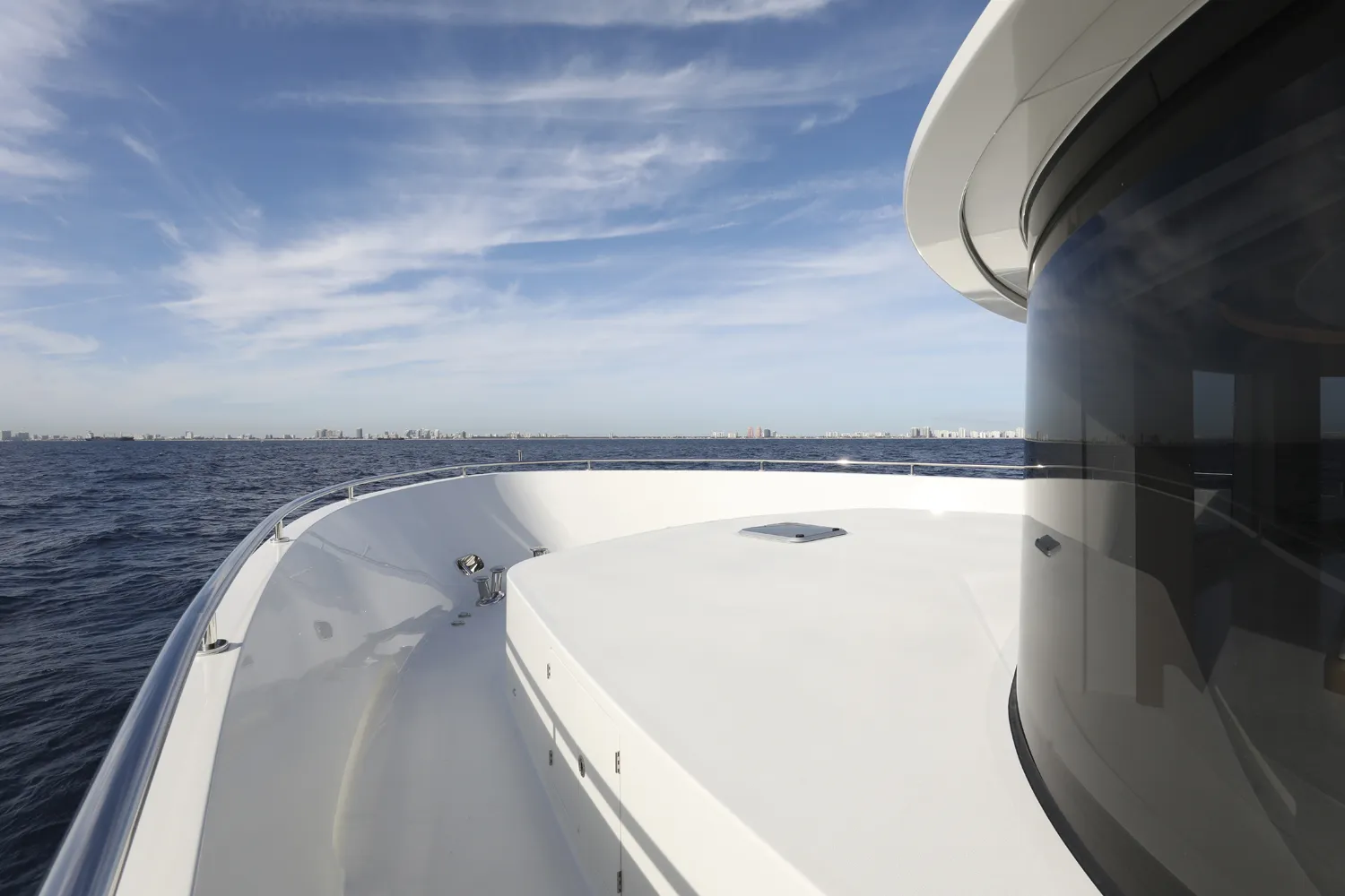 Slide: The Image of Ocean Alexander 28 Legend 2026 - 16
