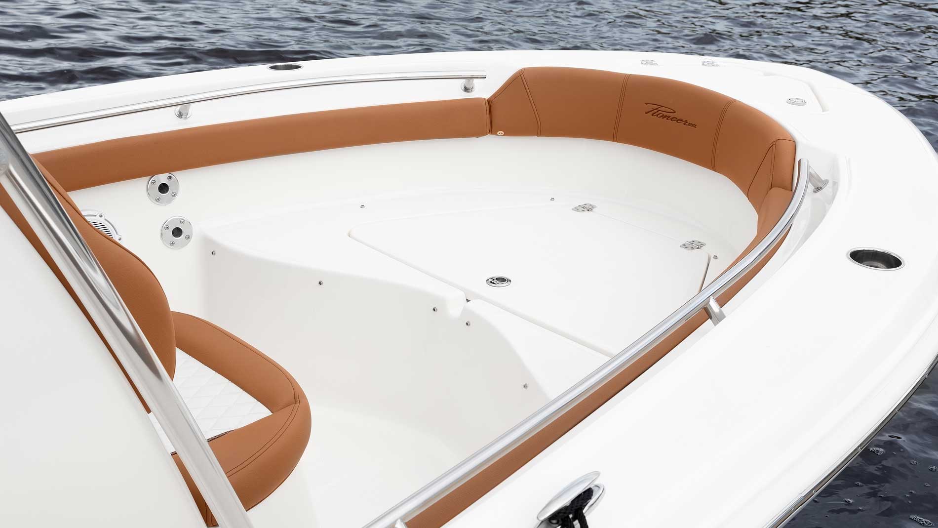 Slide: The Image of Pioneer 202 Sportfish 2027 - 9