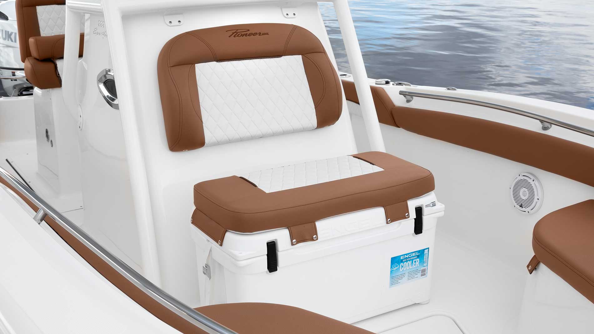 Slide: The Image of Pioneer 222 Sportfish 2027 - 16
