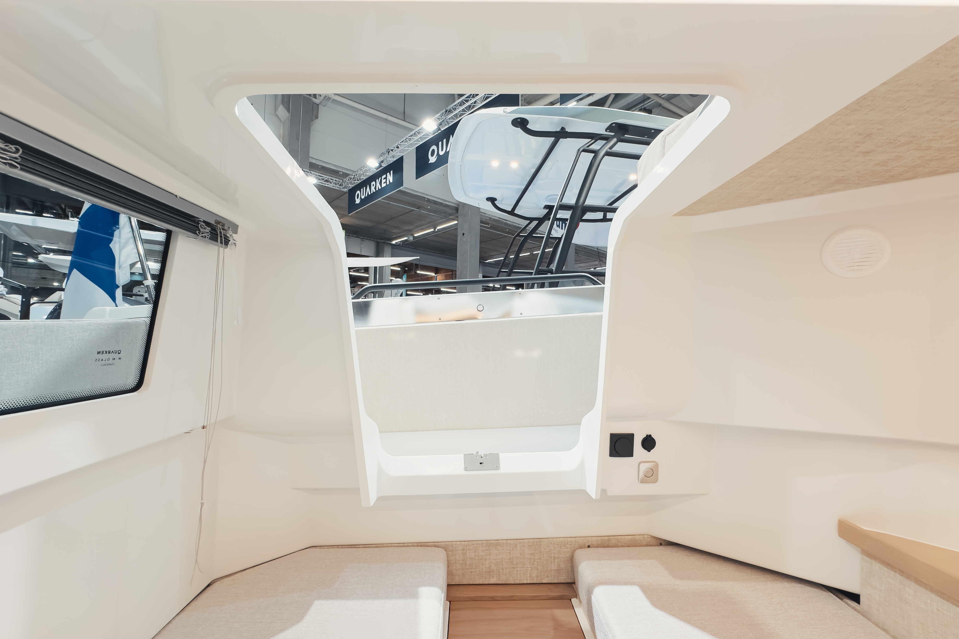 Slide: The Image of Quarken 35 Cabin Onyx Edition 2027 - 21