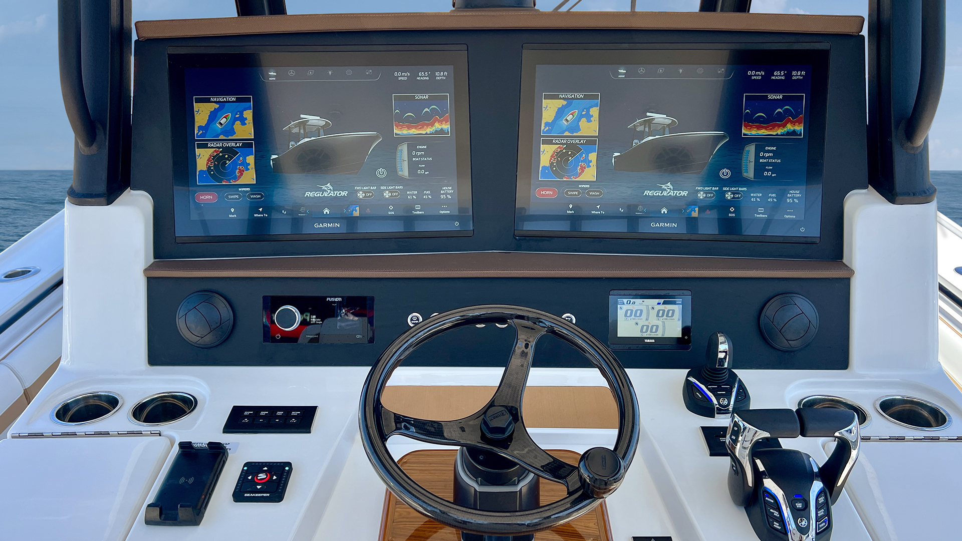 Slide: The Image of Regulator Marine 35 Center Console 2027 - 7