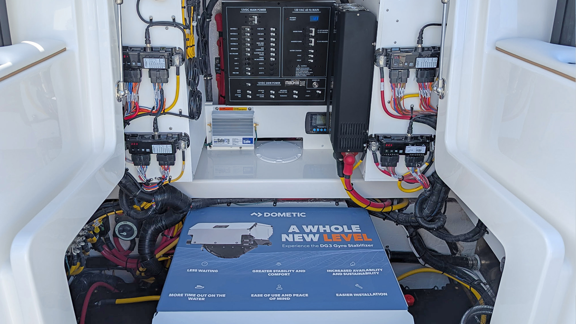 Slide: The Image of Regulator Marine 35 Center Console 2027 - 29