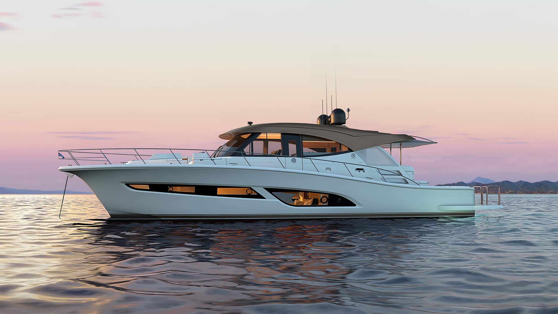 Slide: The Image of Riviera 585 SUV 2026 - 7