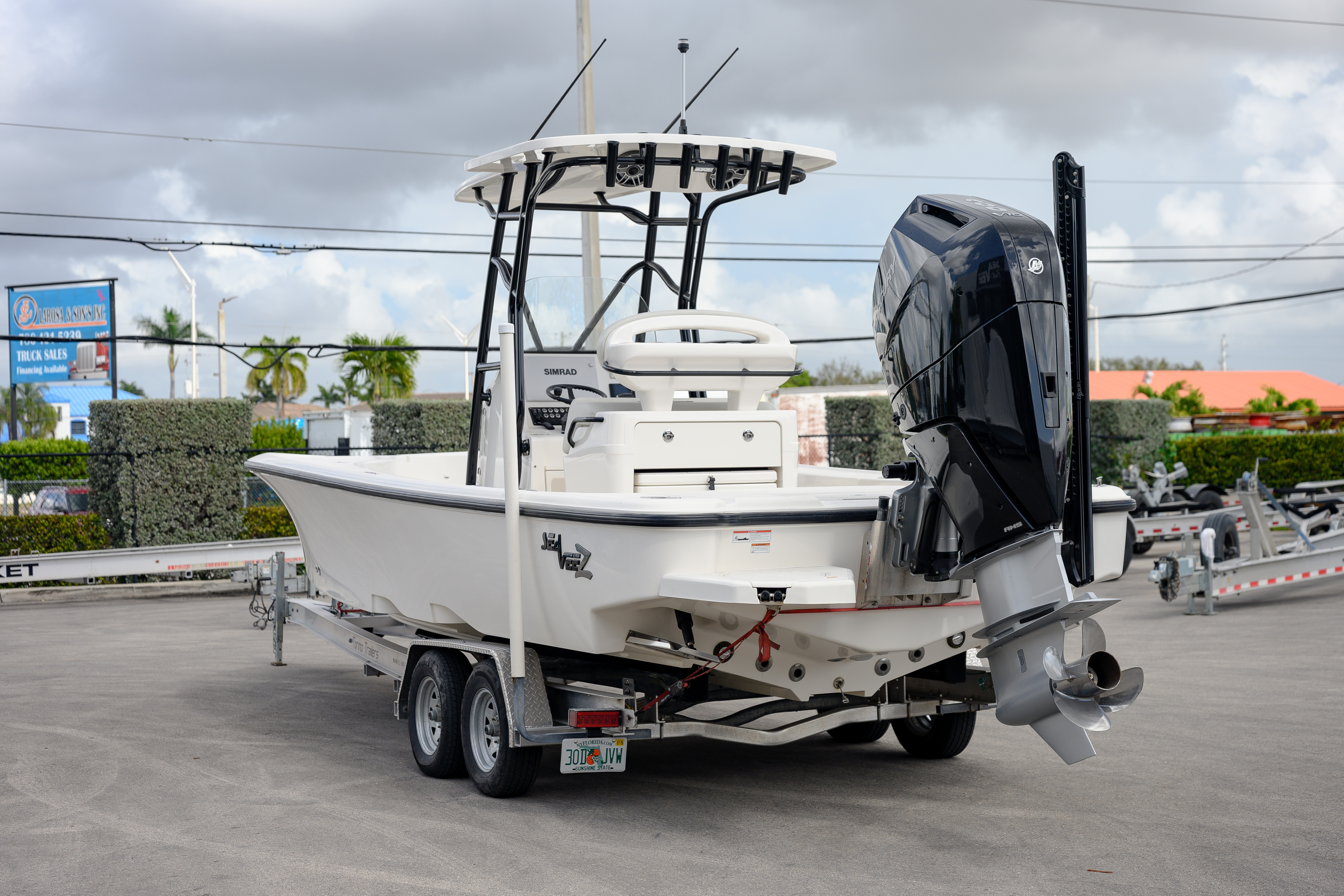 Slide: The Image of SeaVee 270Z 2026 - 5