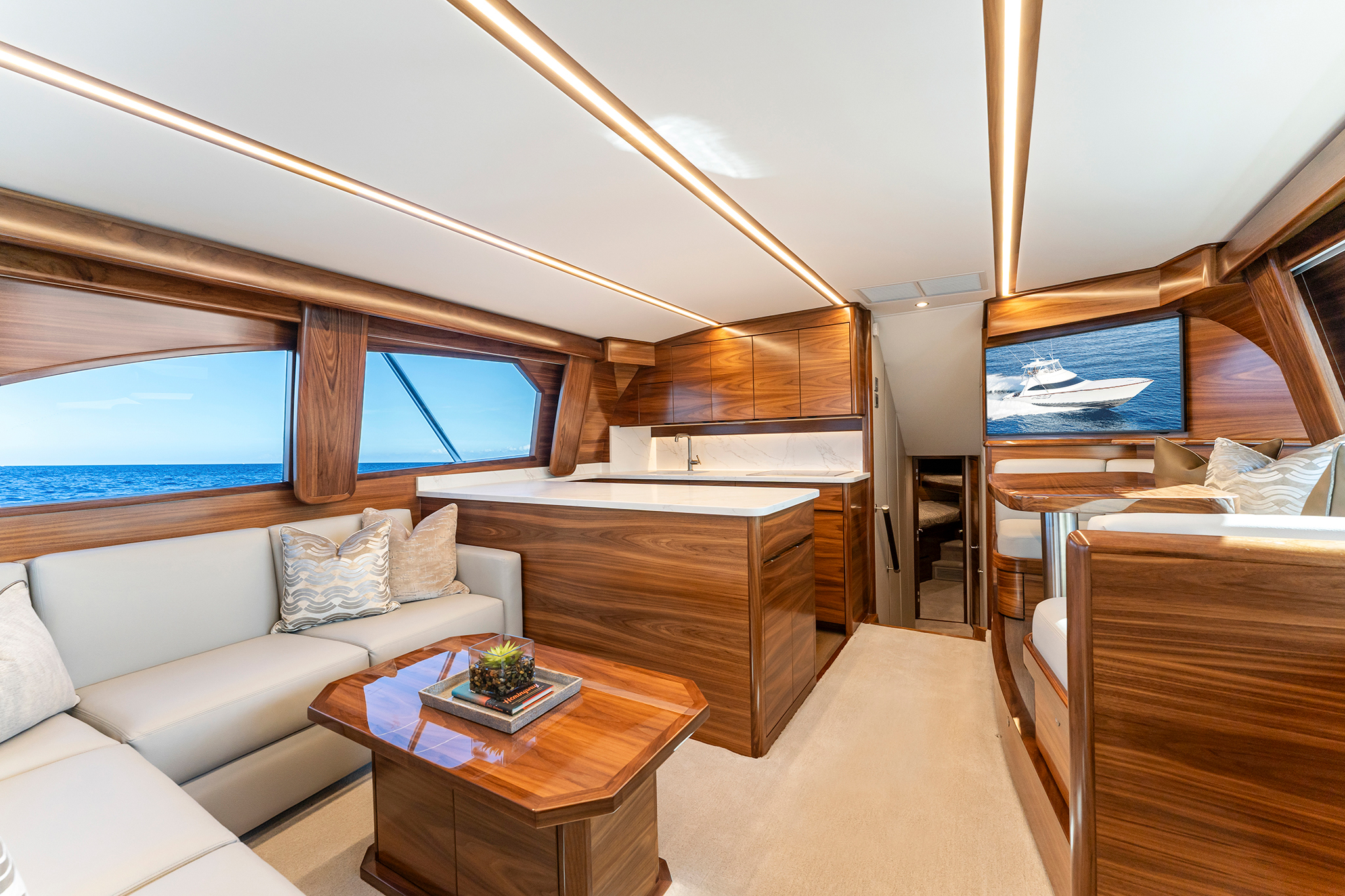 Slide: The Image of Viking 50 Convertible 2027 - 8