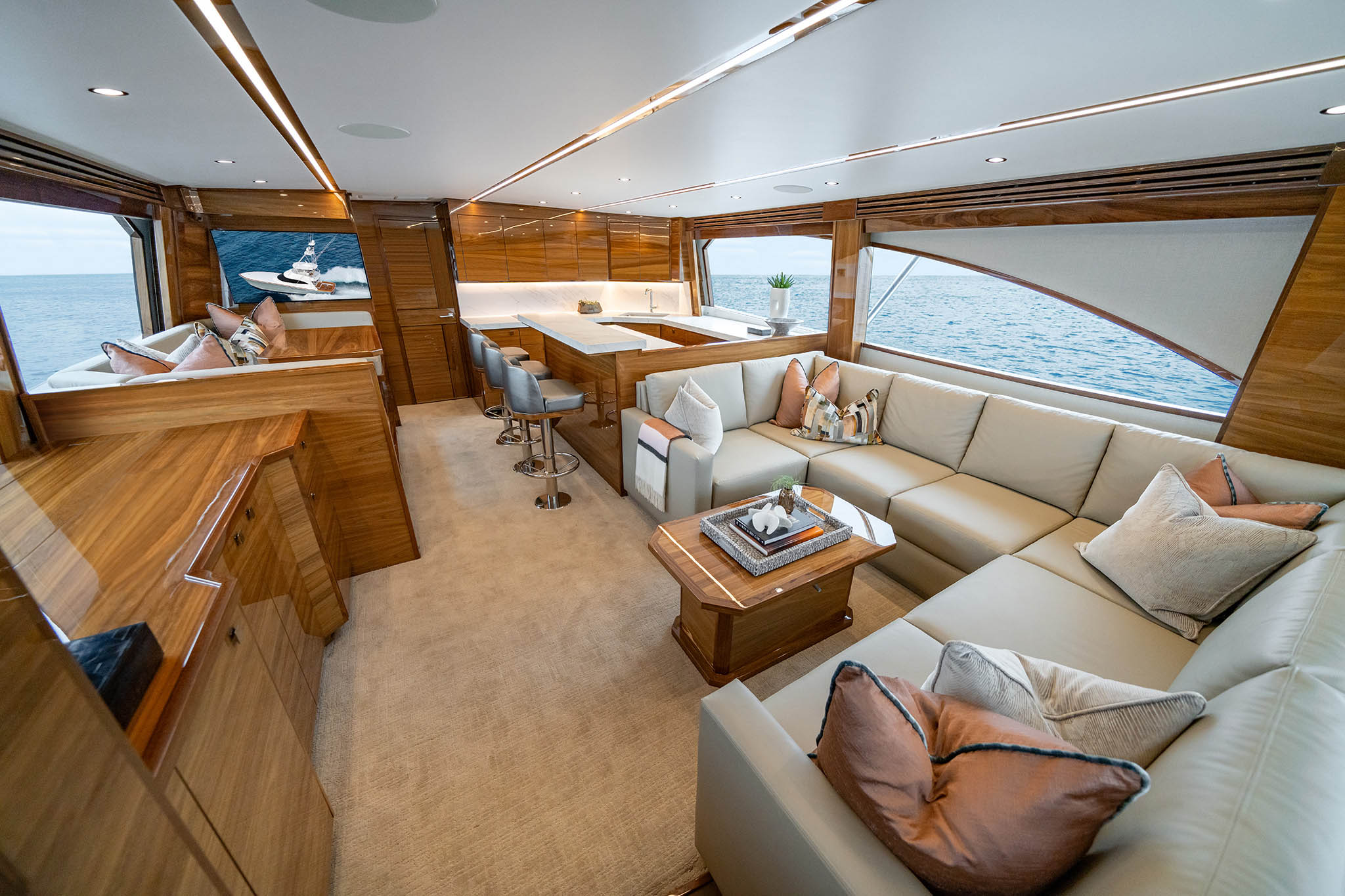 Slide: The Image of Viking 74 Convertible 2027 - 9