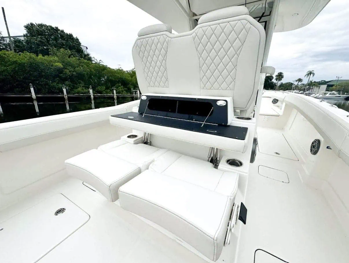 Slide: The Image of World Cat 280CC-X 2027 - 6
