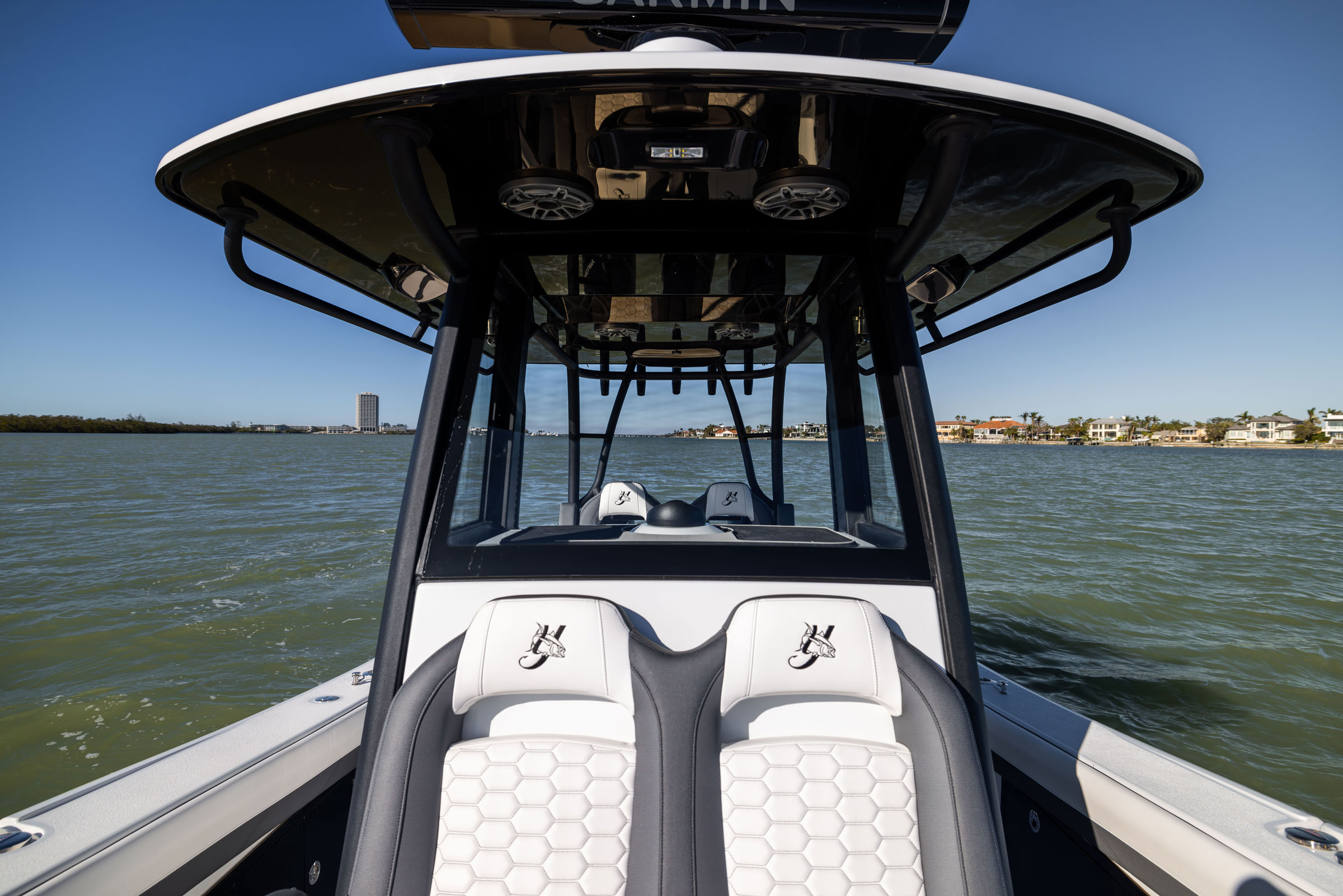 Slide: The Image of Yellowfin 36 Offshore 2027 - 18