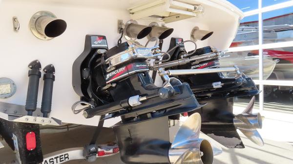 マリン Mercury Marine 884408A08 OEM Verado 200-300HP Outboard Boost