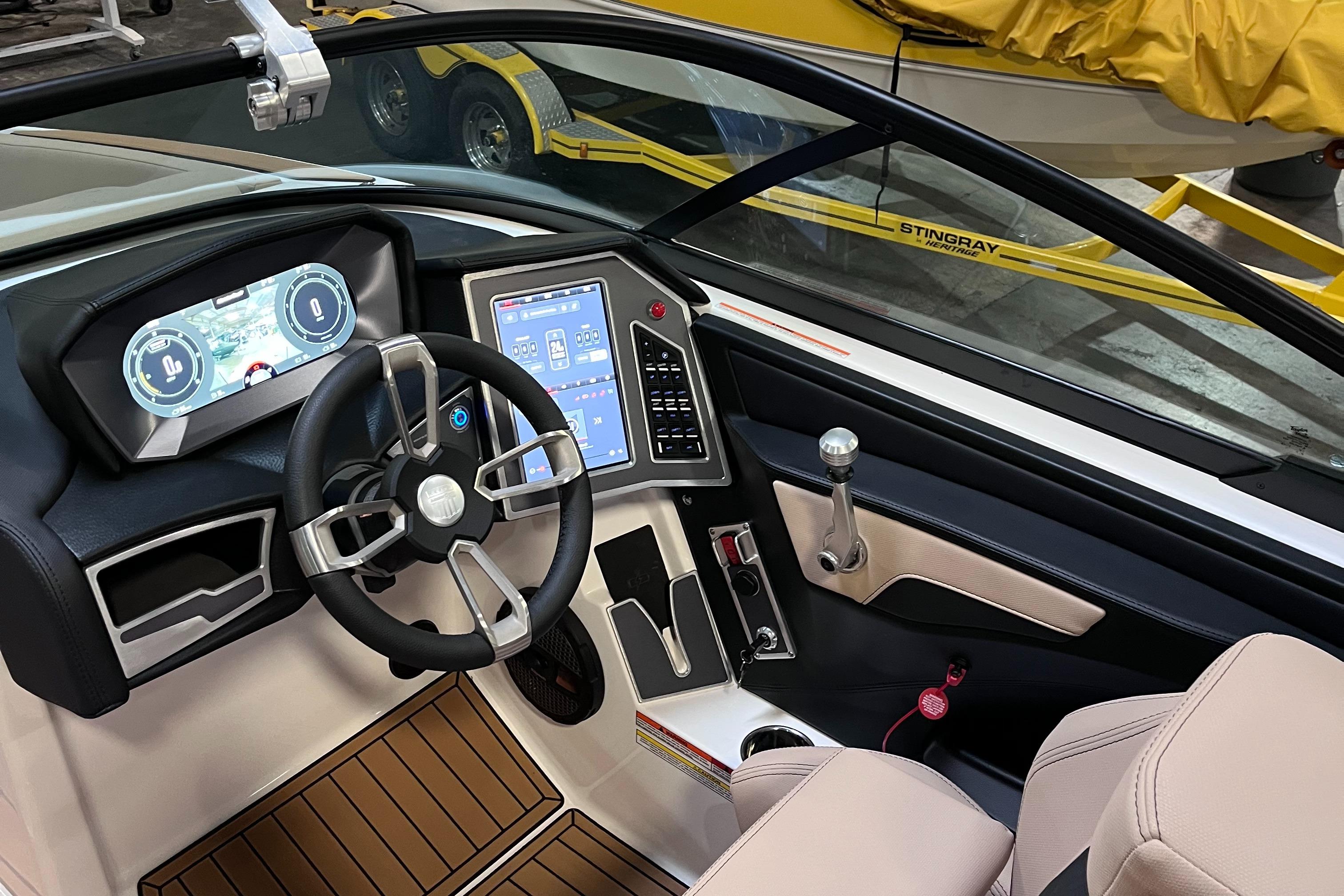 MasterCraft XT23 2024 - Marine Source